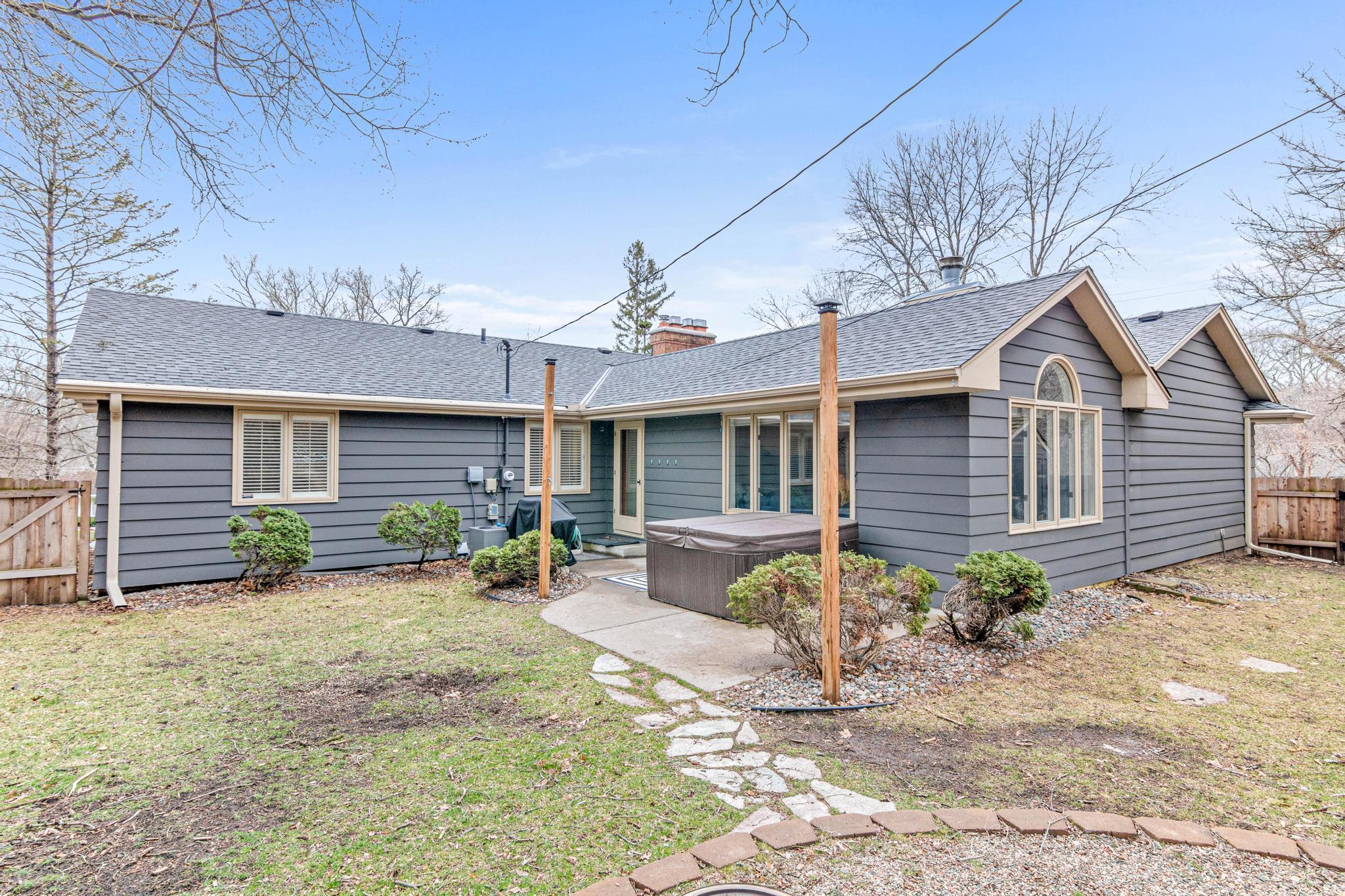 4708 Forest Circle