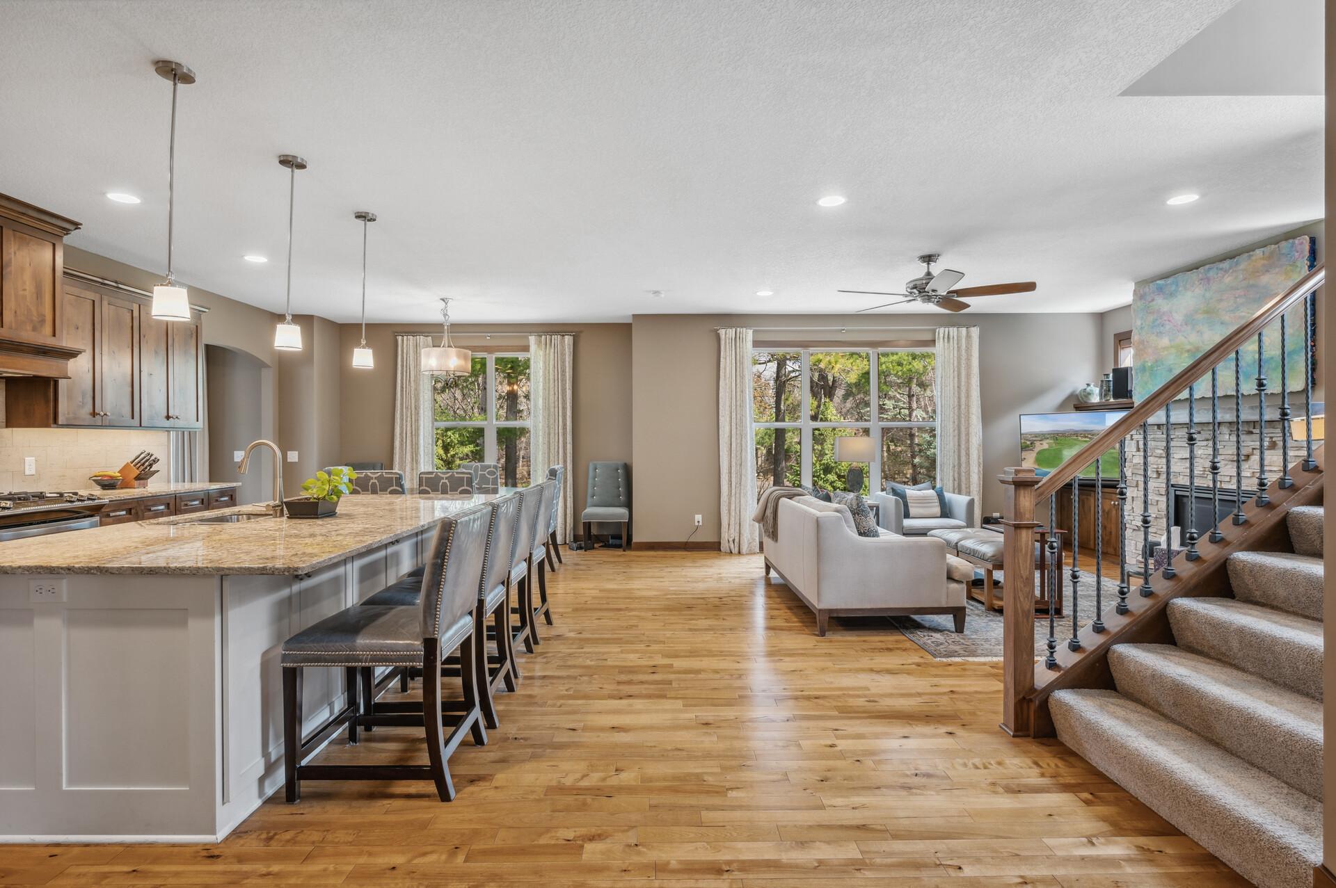 887 Pinetree Court