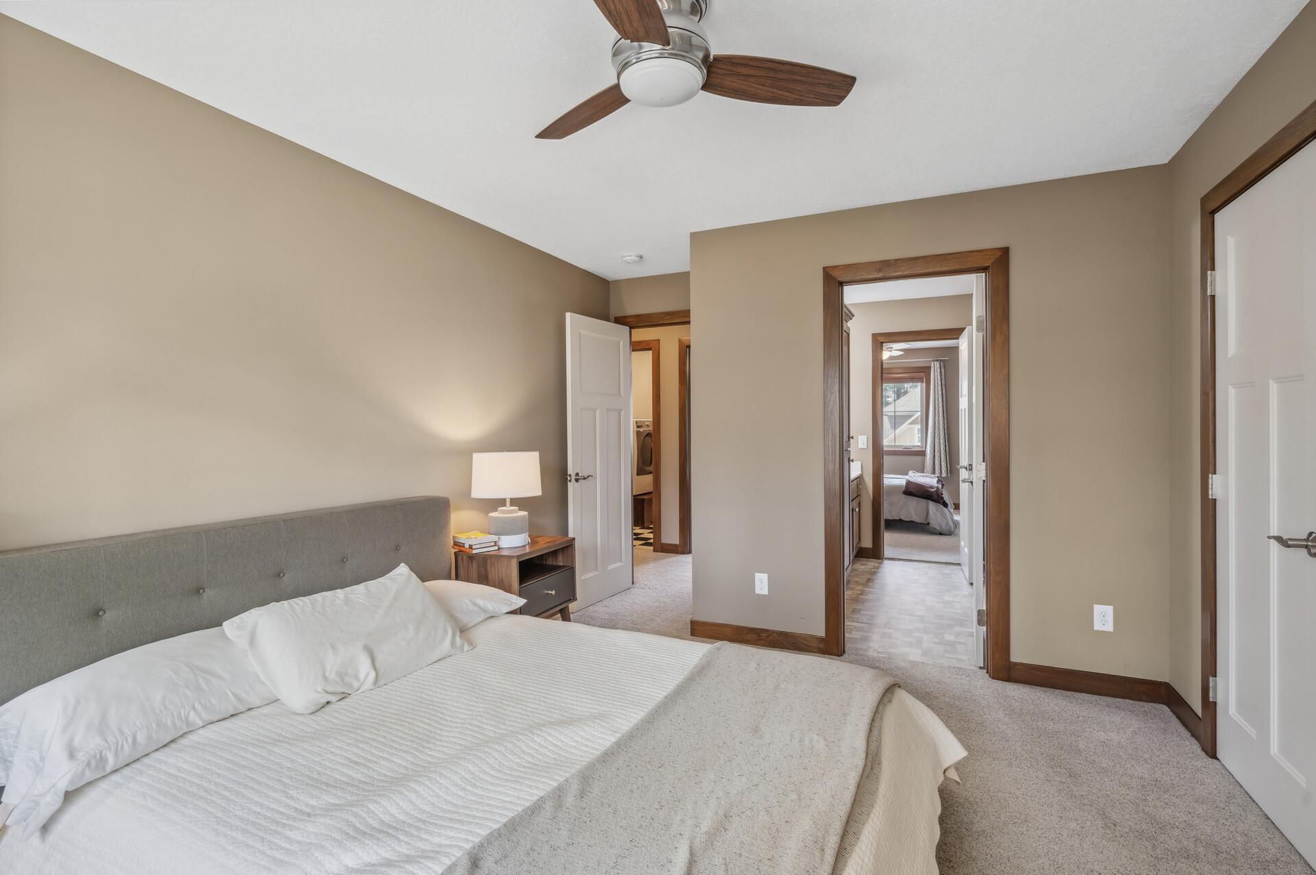 887 Pinetree Court