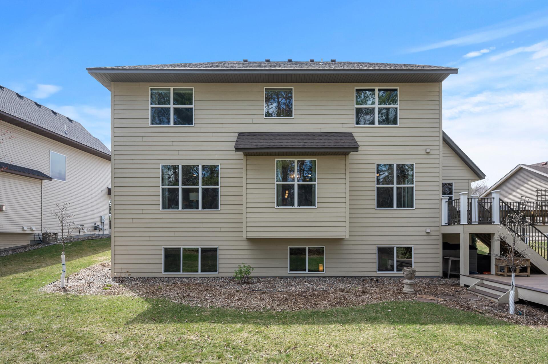887 Pinetree Court