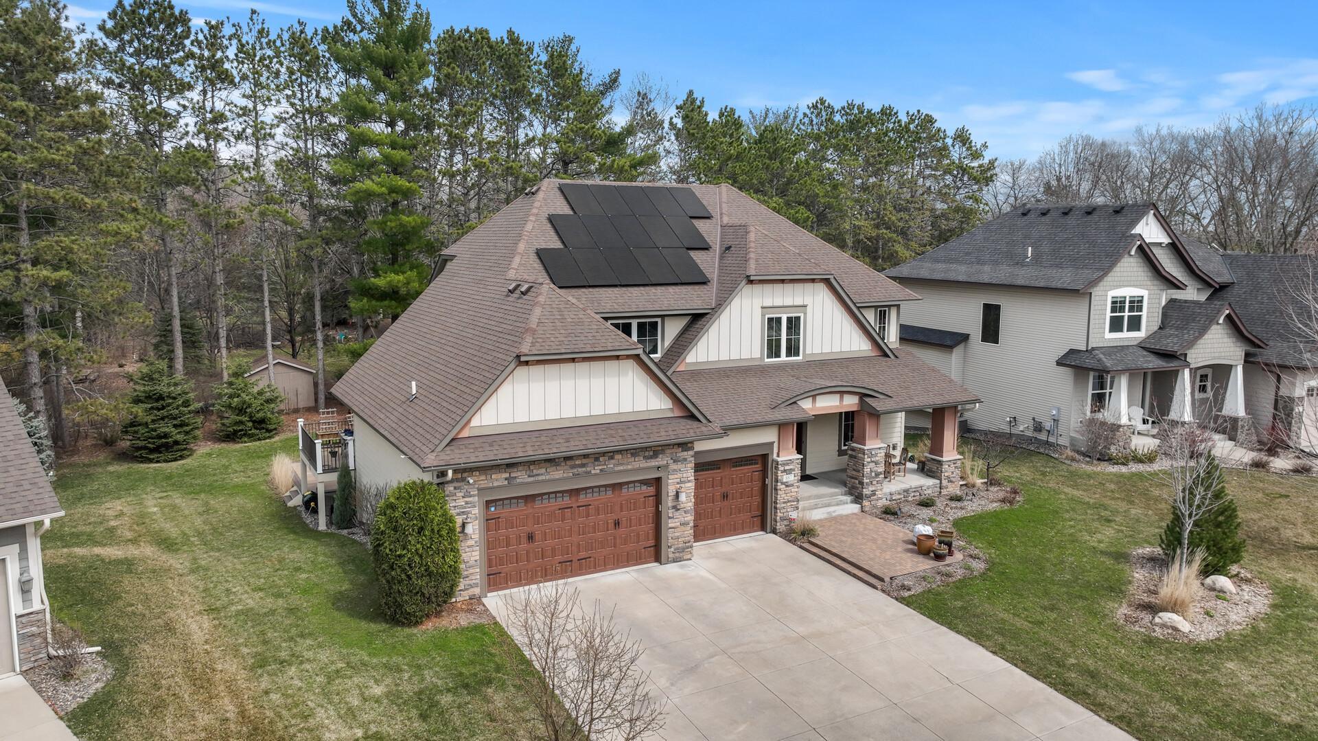 887 Pinetree Court
