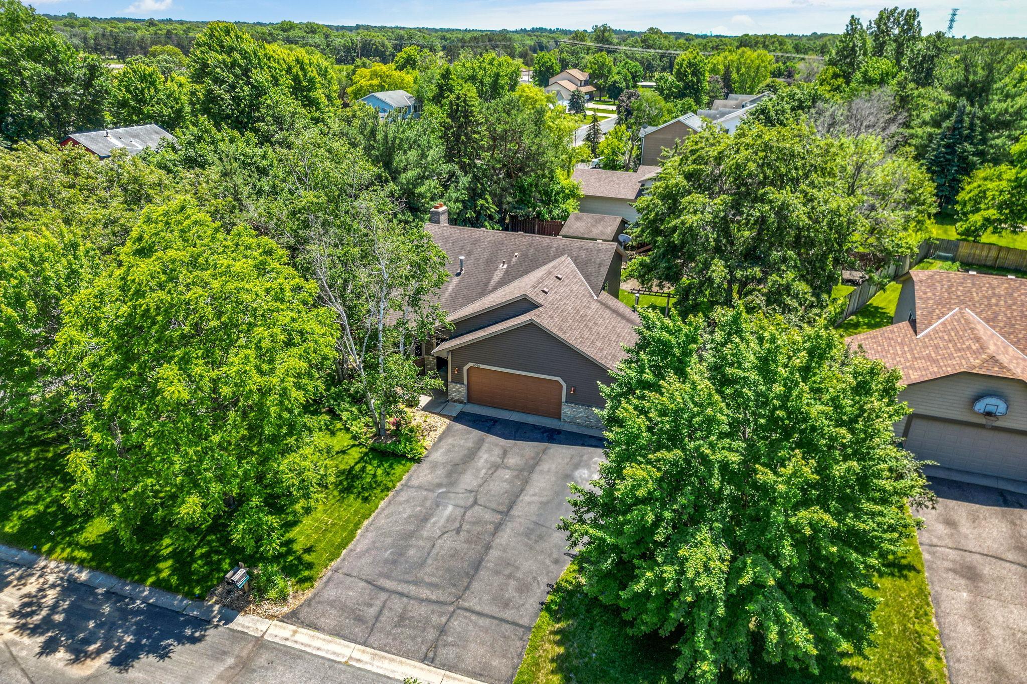 1096 138th Avenue NW