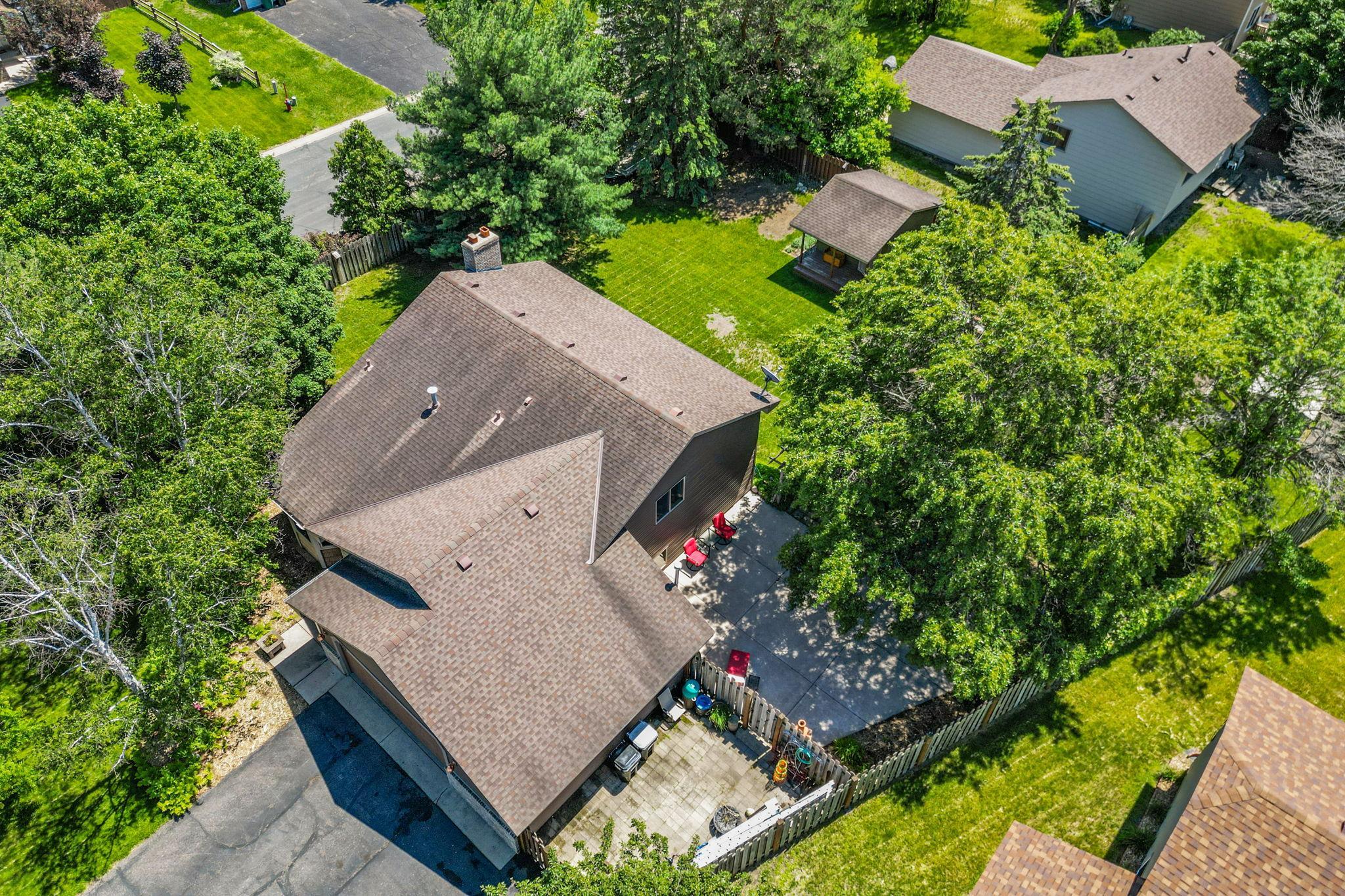 1096 138th Avenue NW