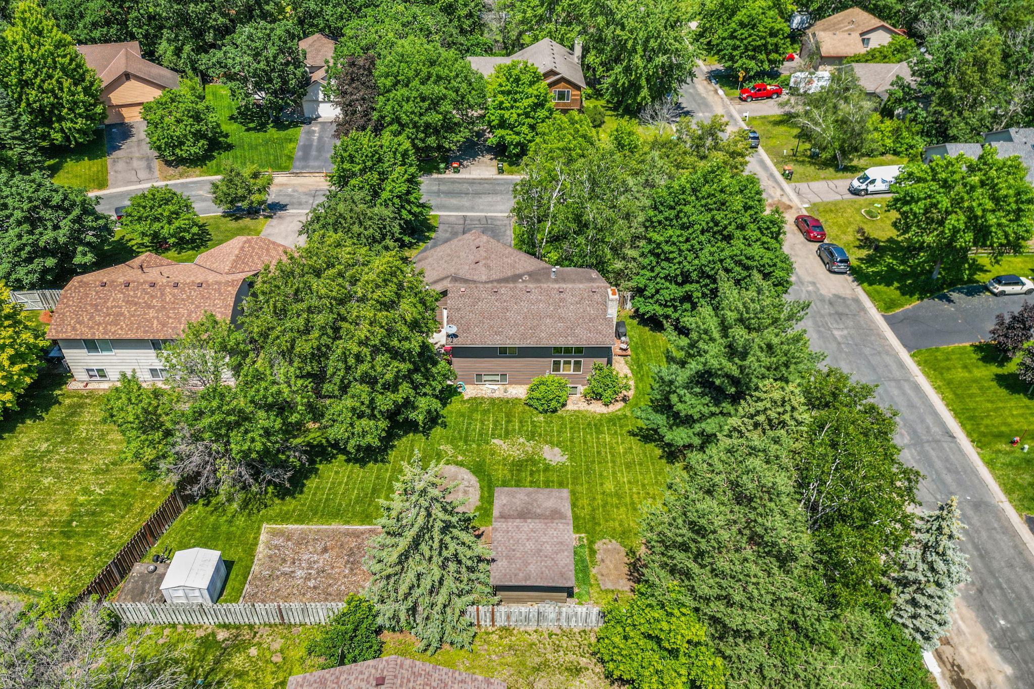 1096 138th Avenue NW