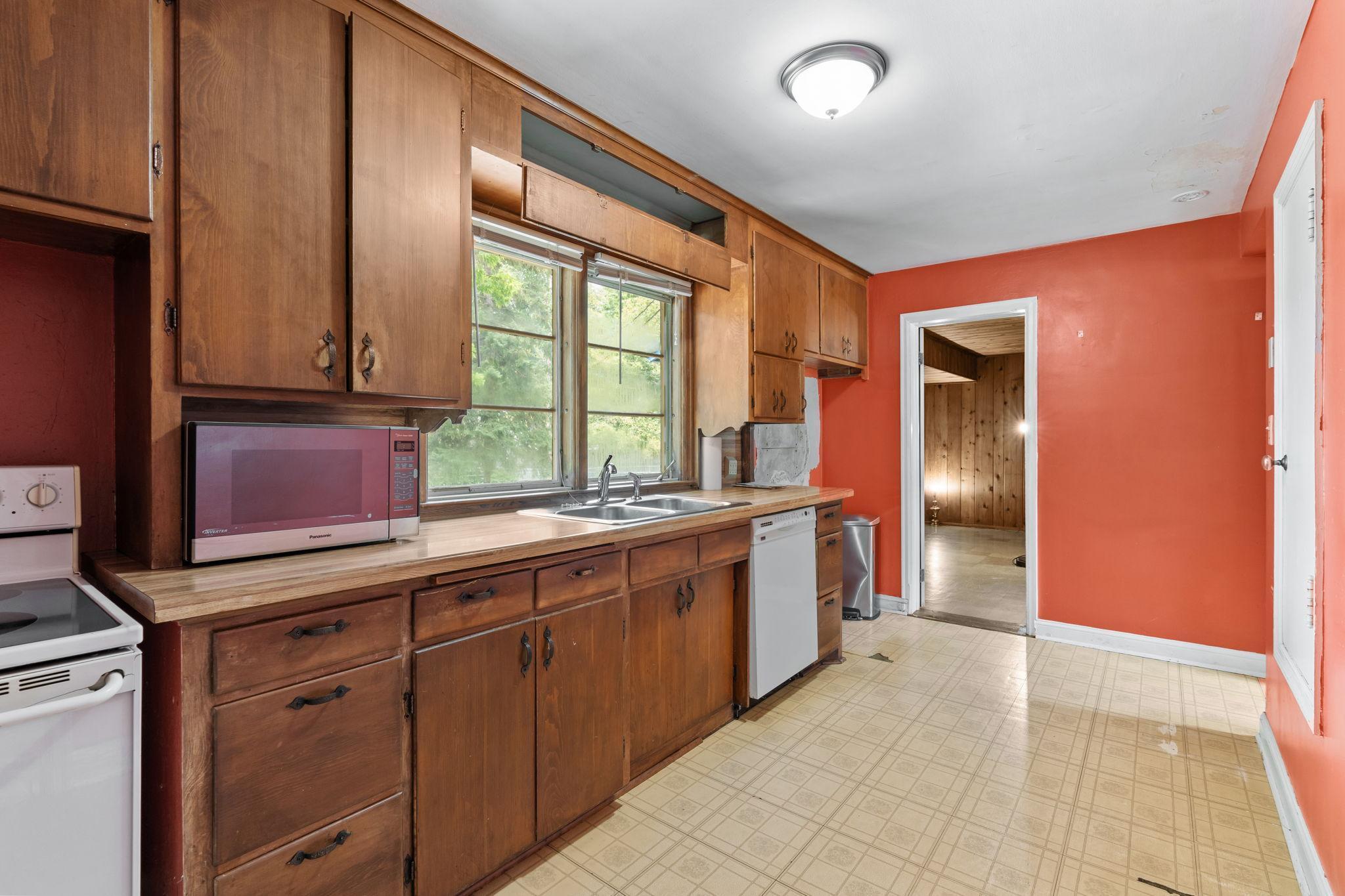 3984 Colorado Avenue S