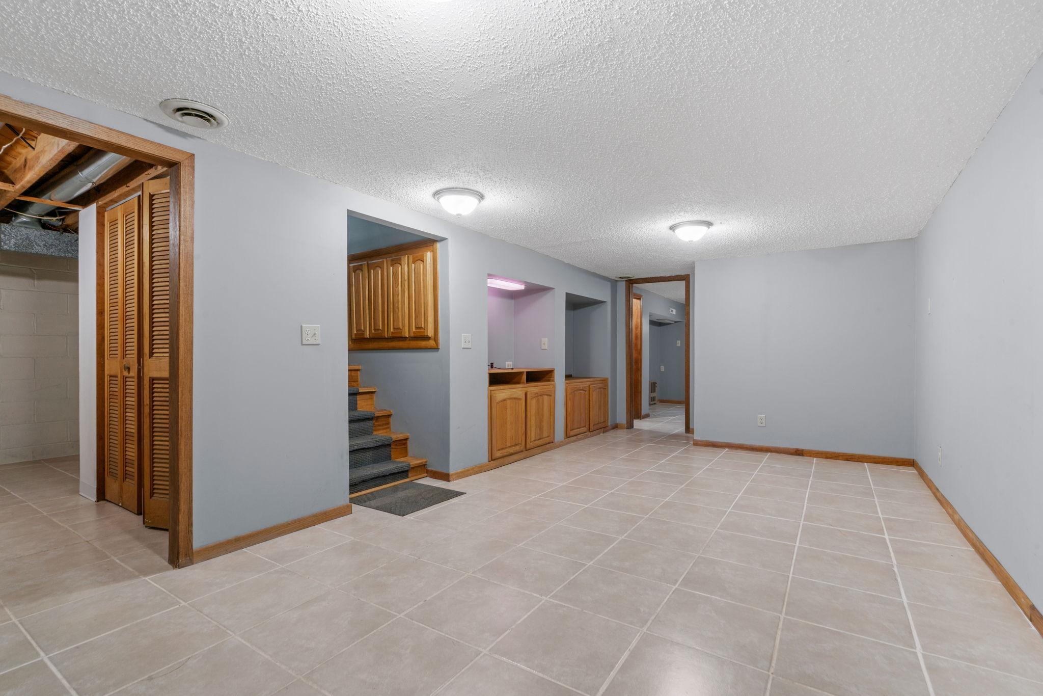 8742 Thomas Avenue S