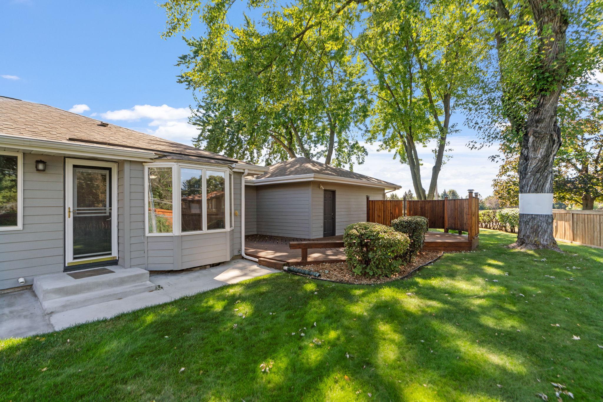 8742 Thomas Avenue S