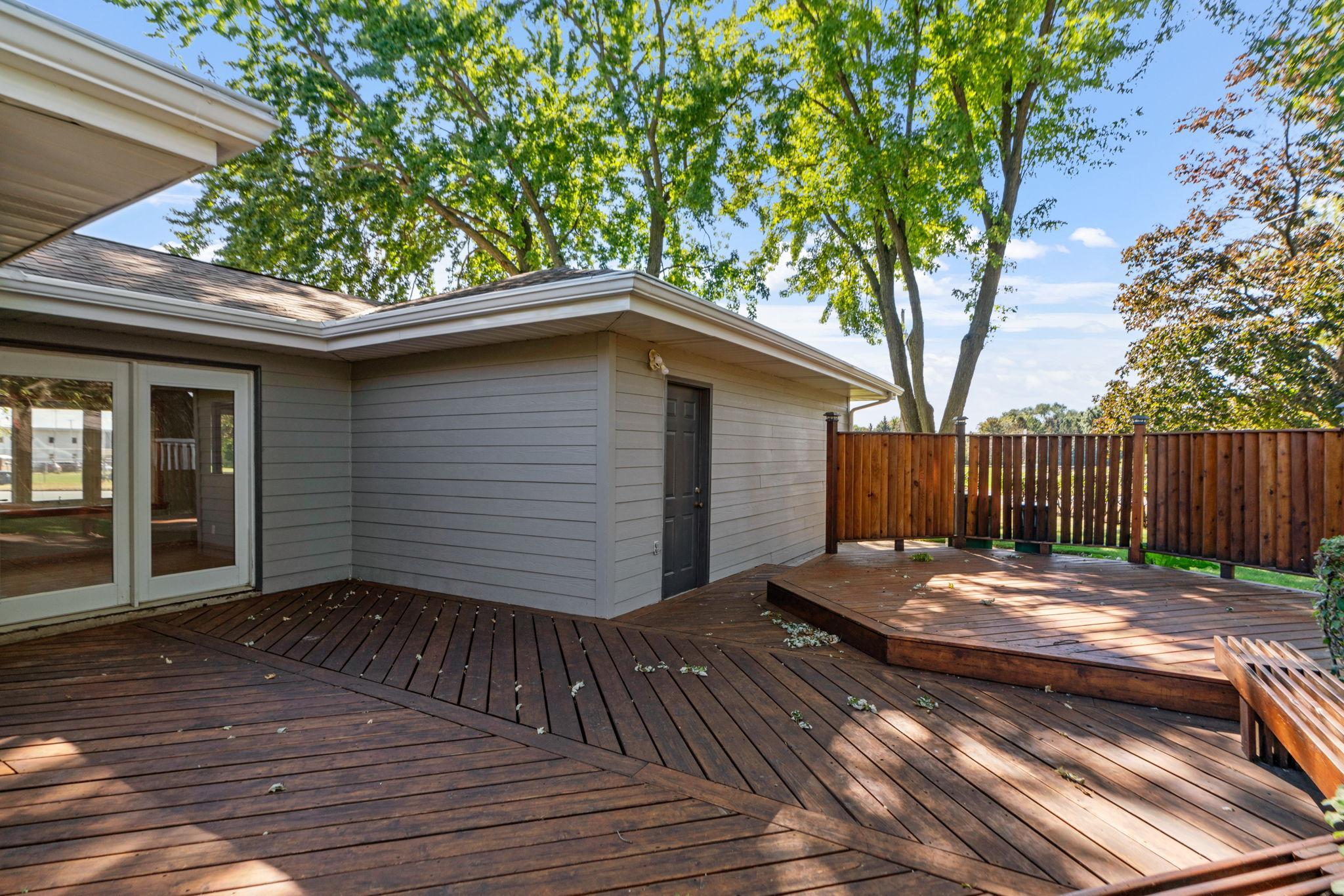 8742 Thomas Avenue S