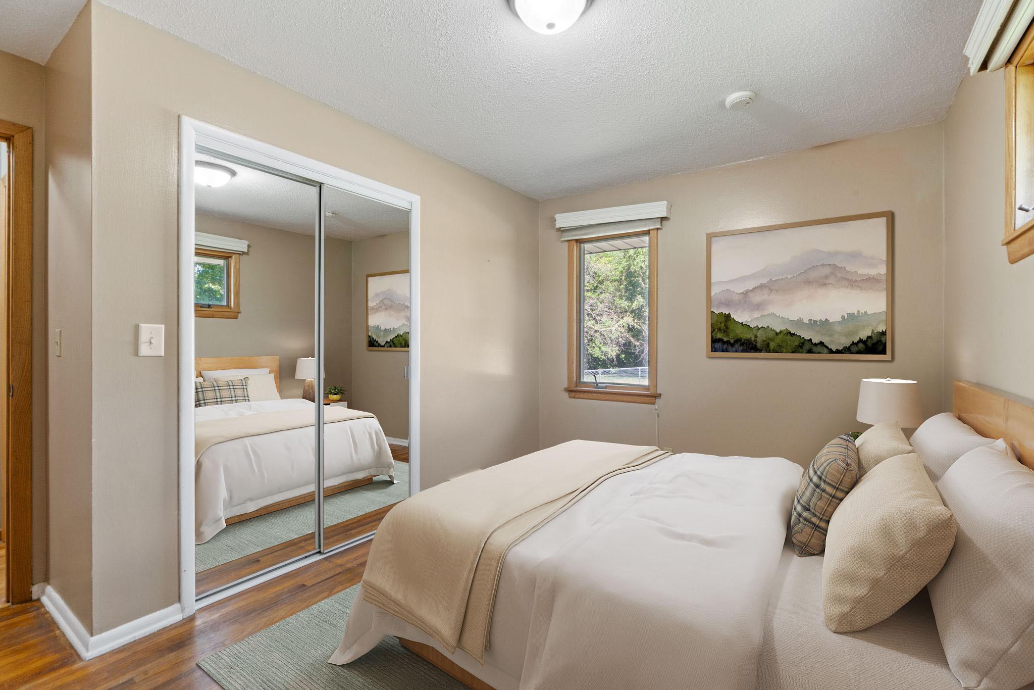 8742 Thomas Avenue S