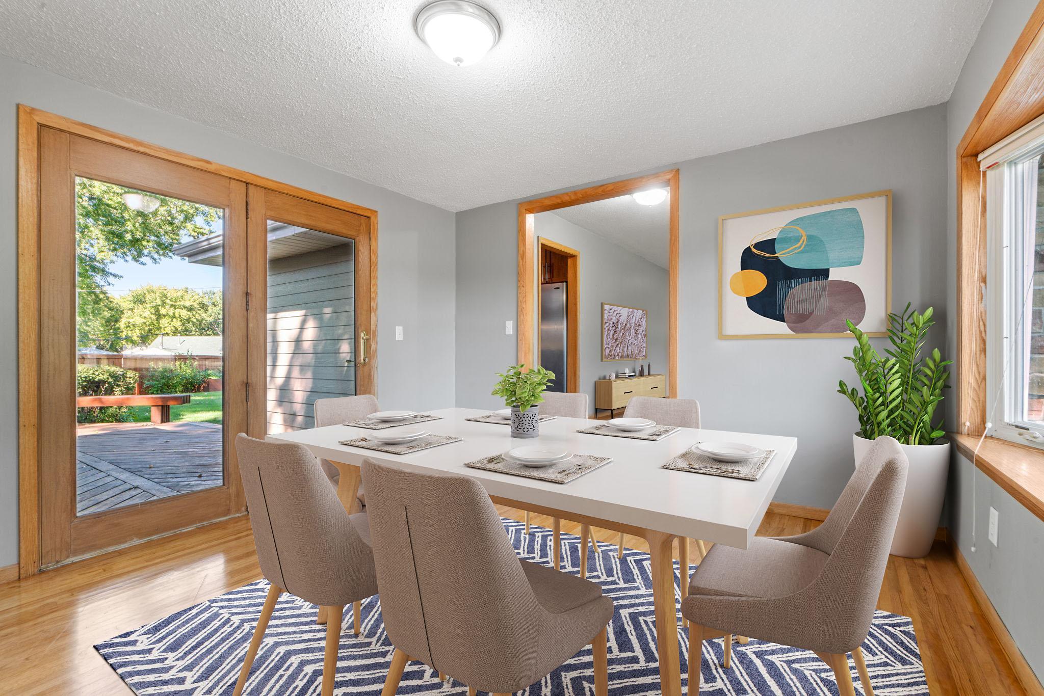 8742 Thomas Avenue S