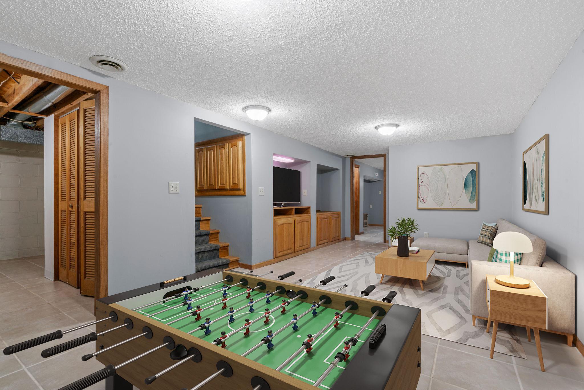 8742 Thomas Avenue S