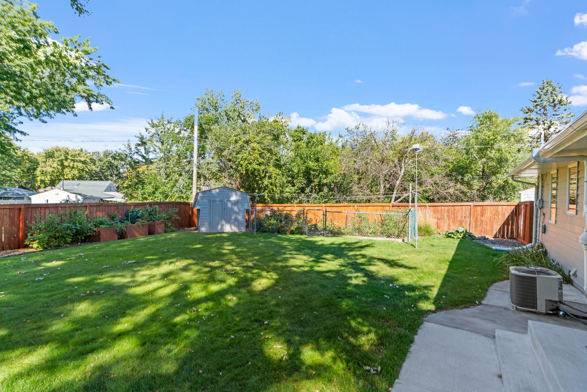 8742 Thomas Avenue S