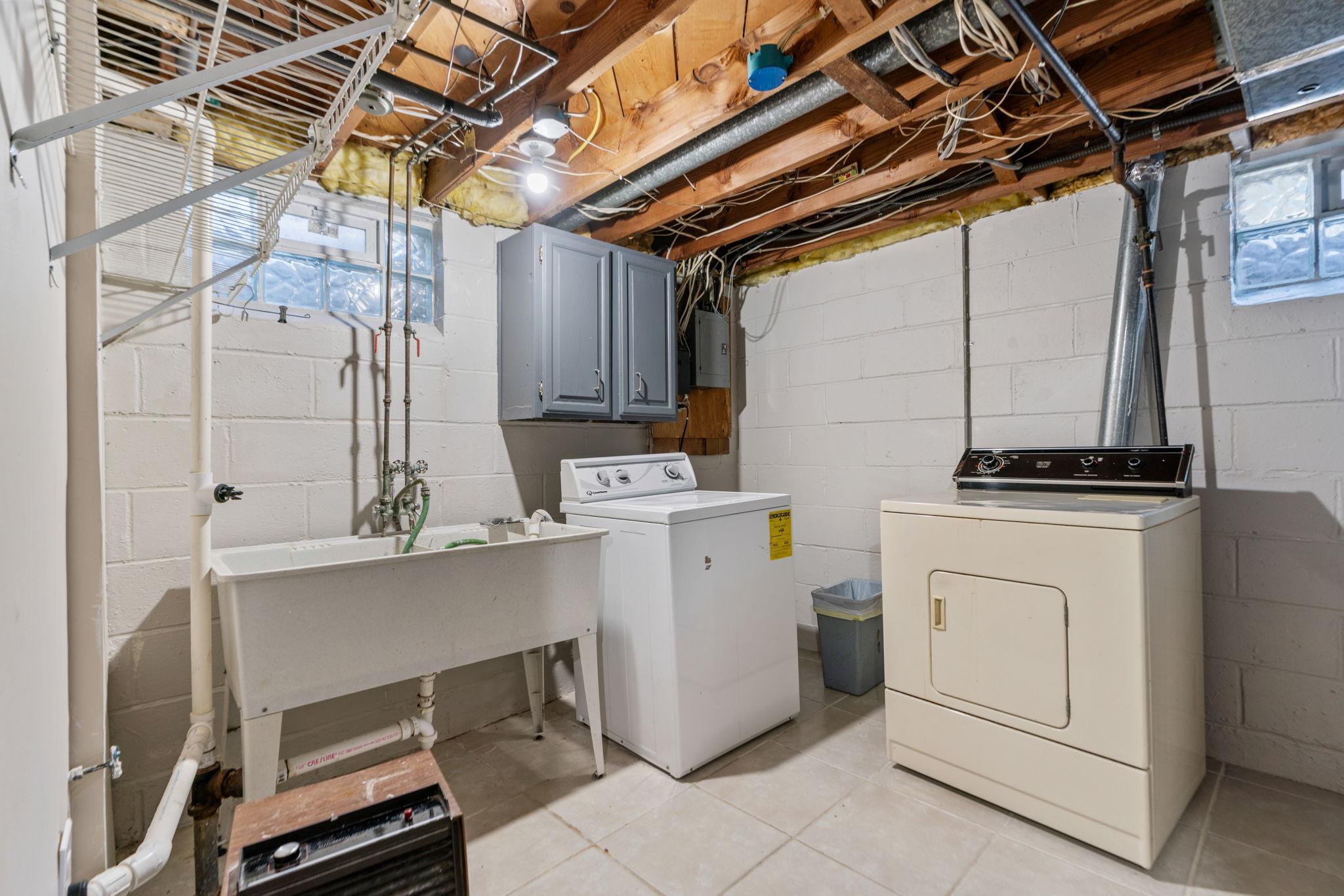 8742 Thomas Avenue S