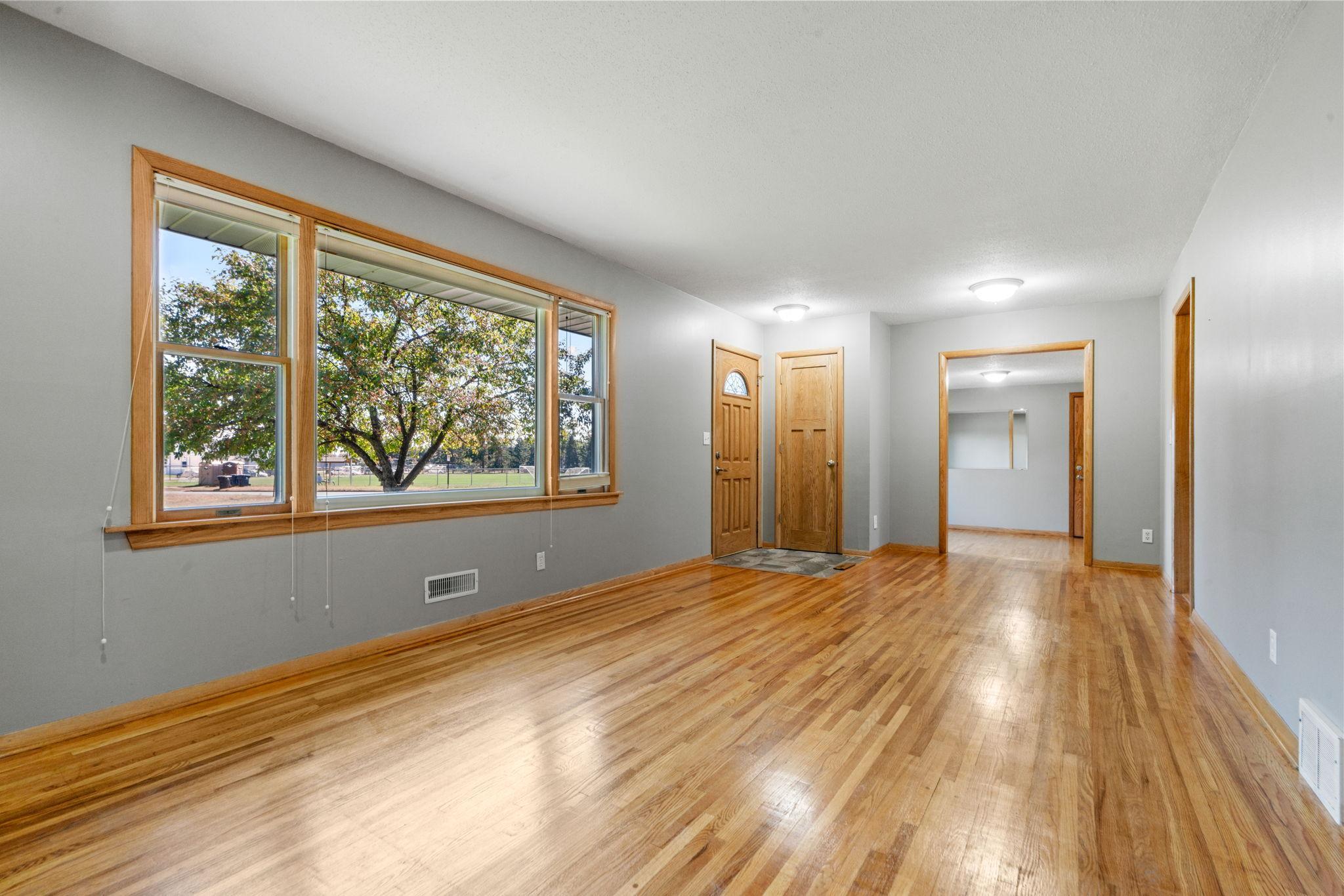 8742 Thomas Avenue S