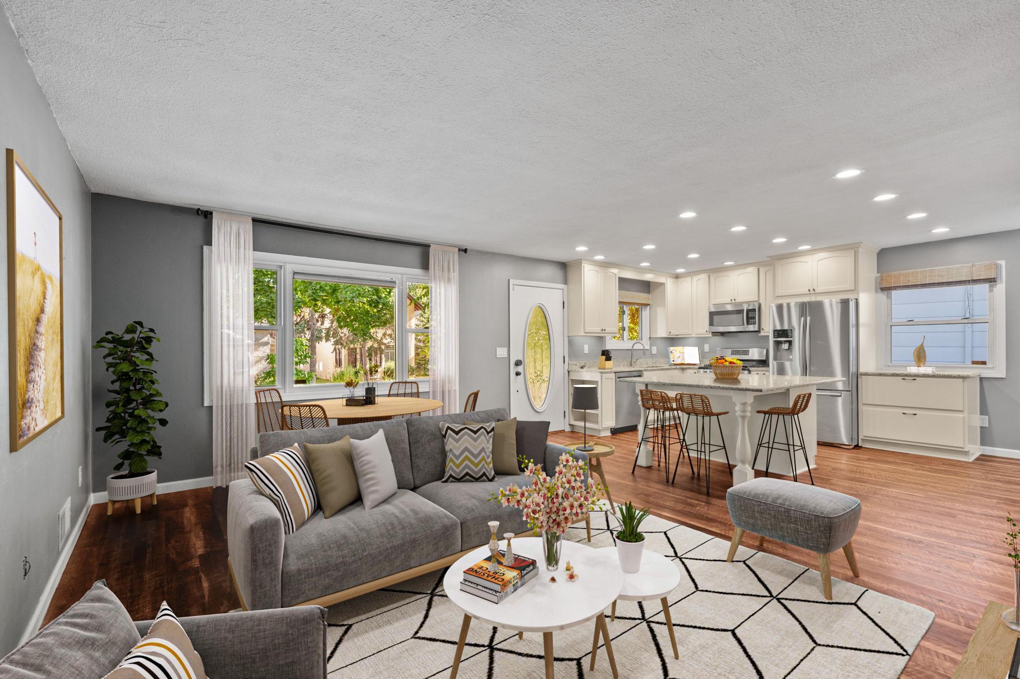 734 Quincy Street NE