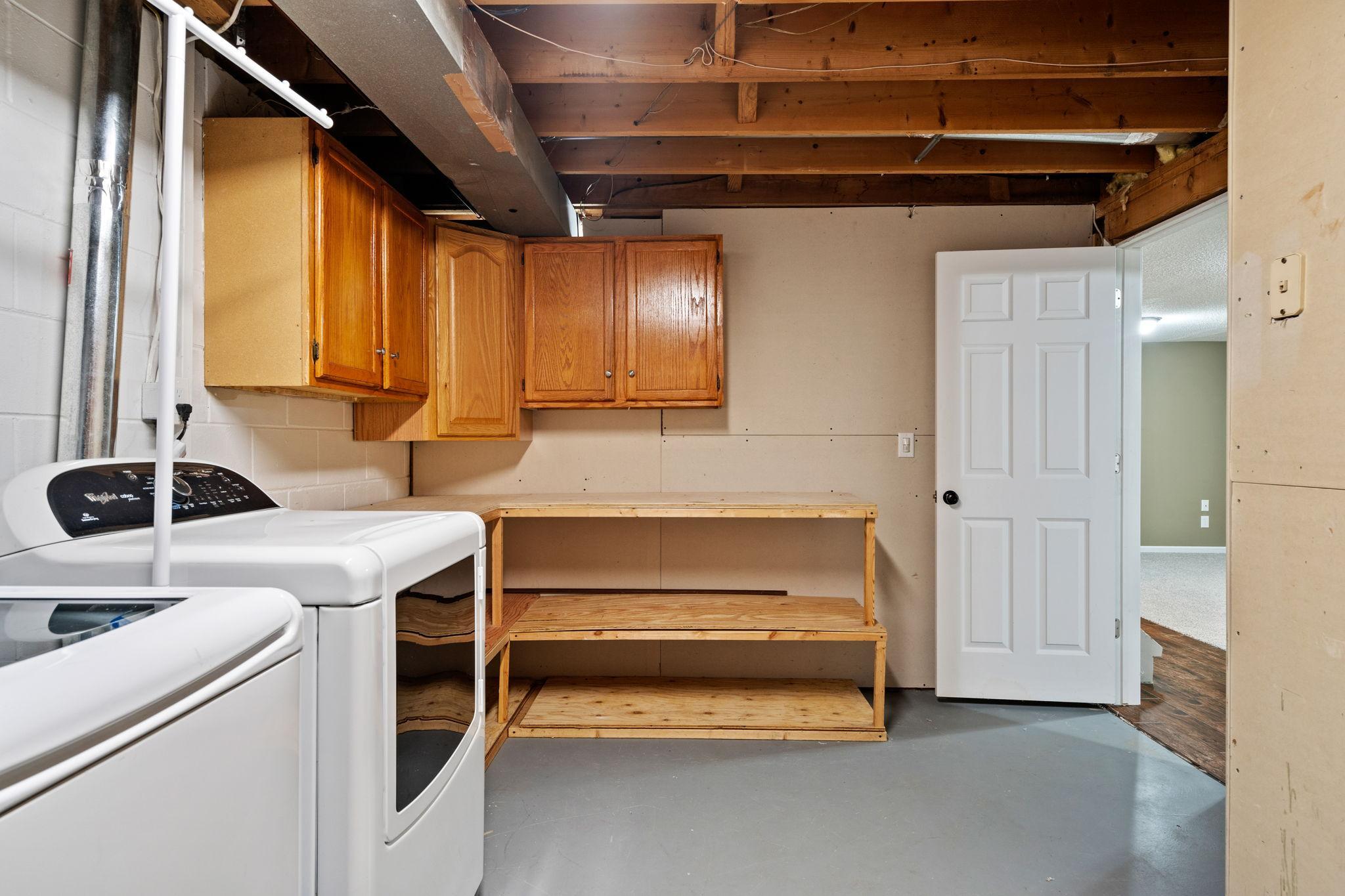 734 Quincy Street NE