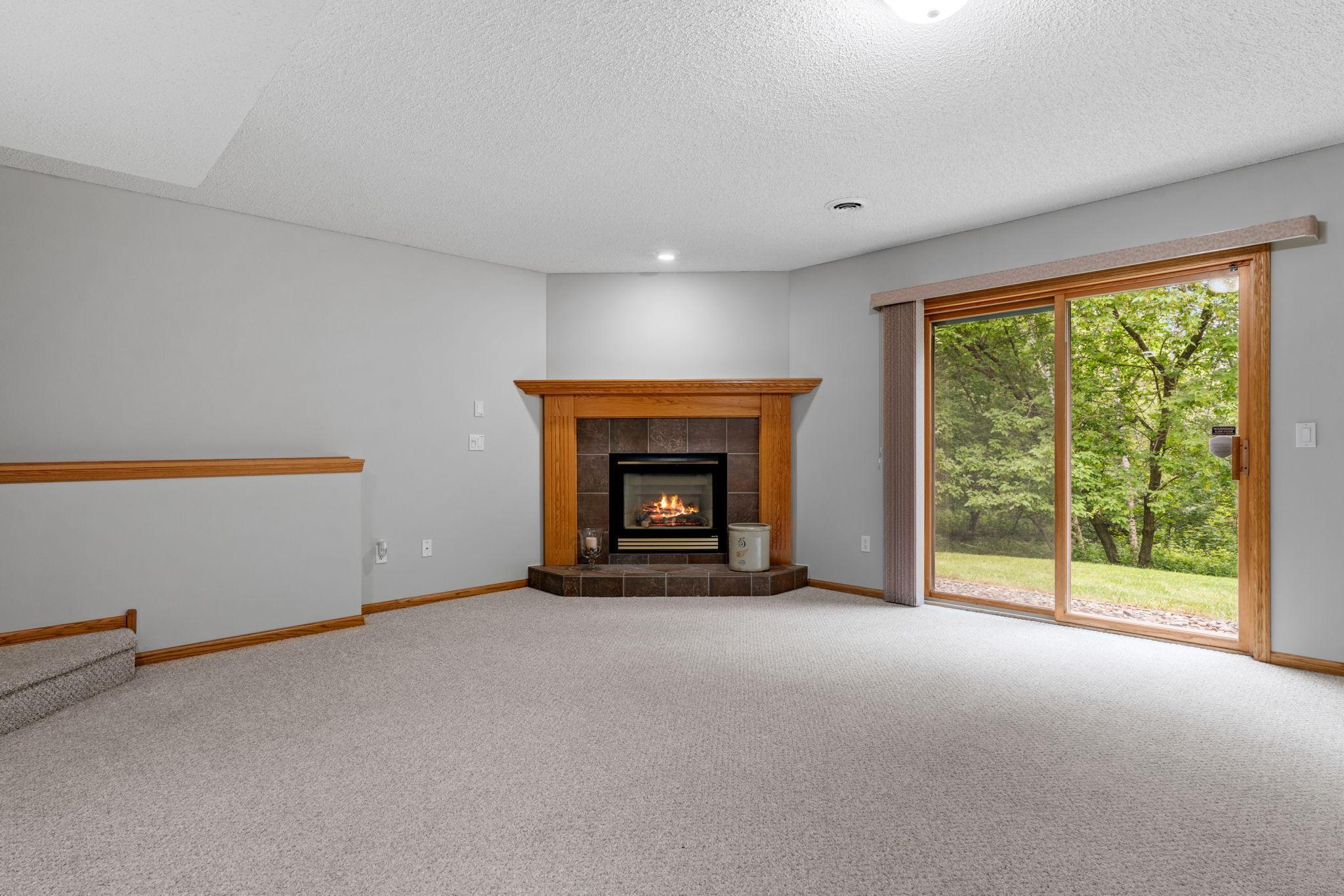 20991 Fresno Street NW