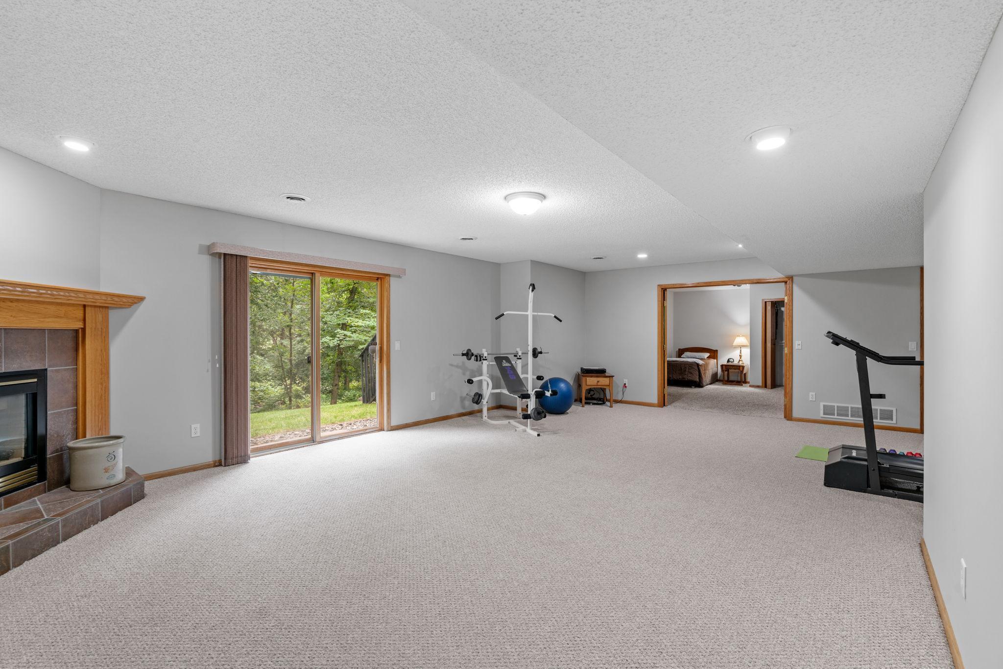 20991 Fresno Street NW