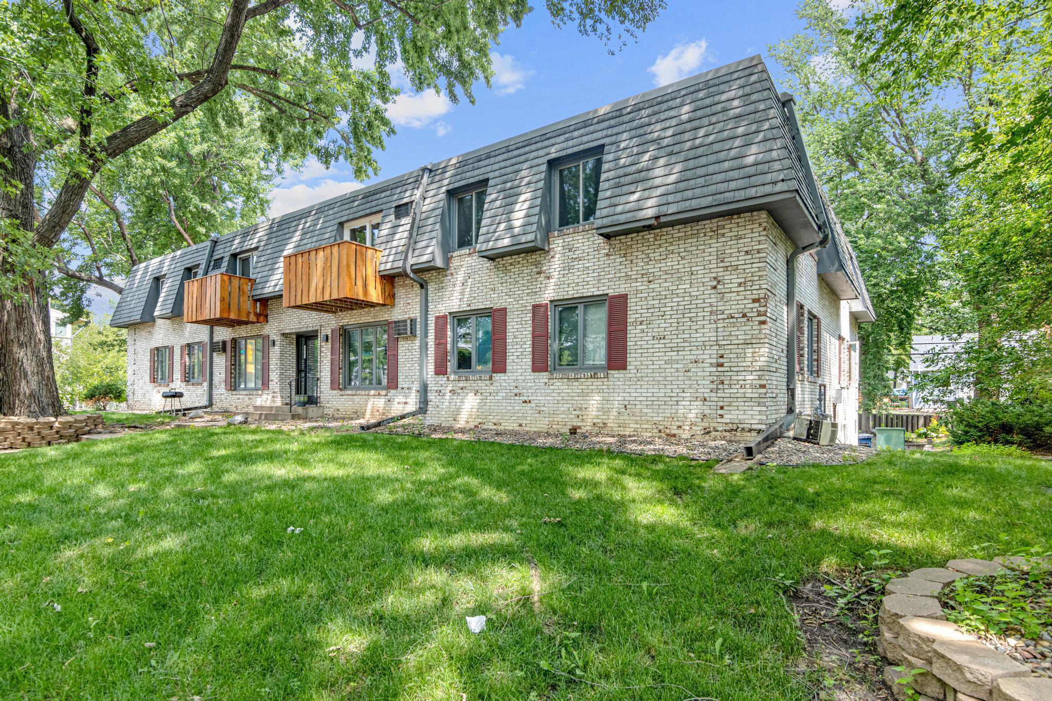 6901 Penn Avenue S Unit: 202