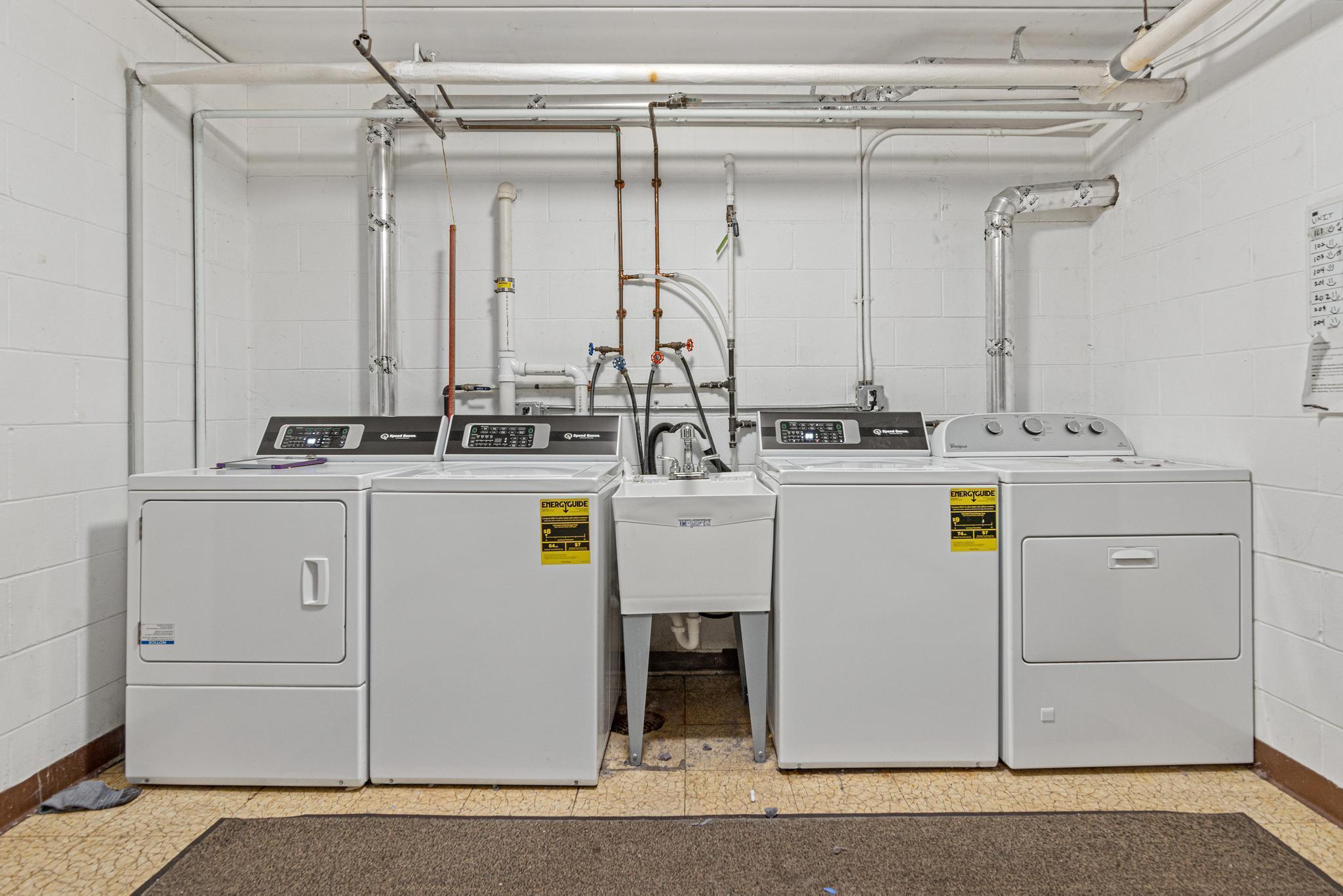 6901 Penn Avenue S Unit: 202