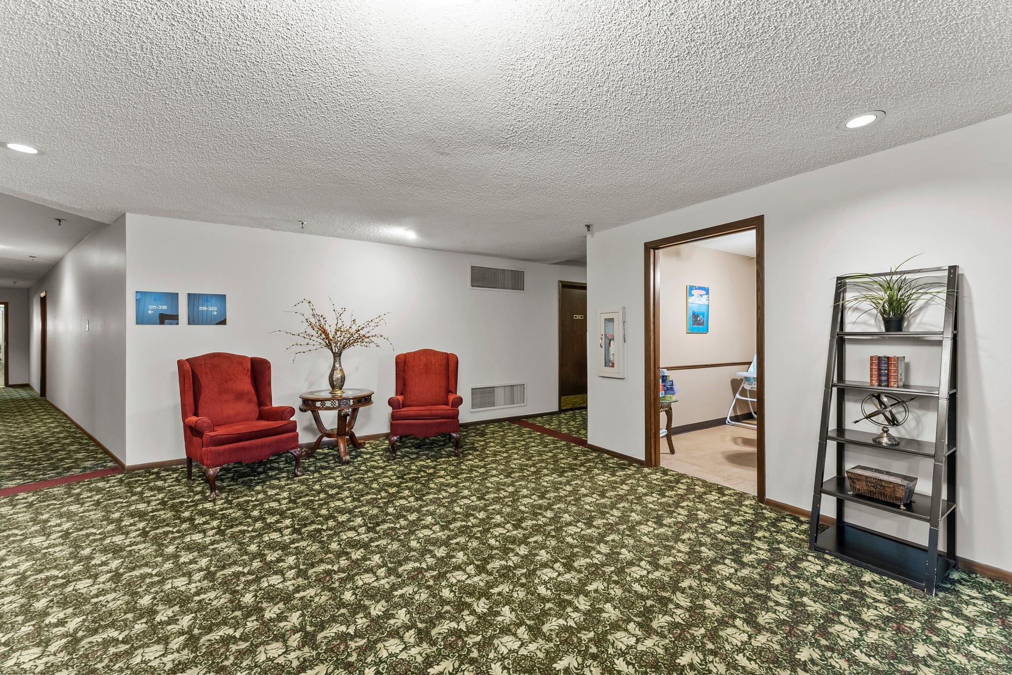 4710 58th Avenue N Unit: 310