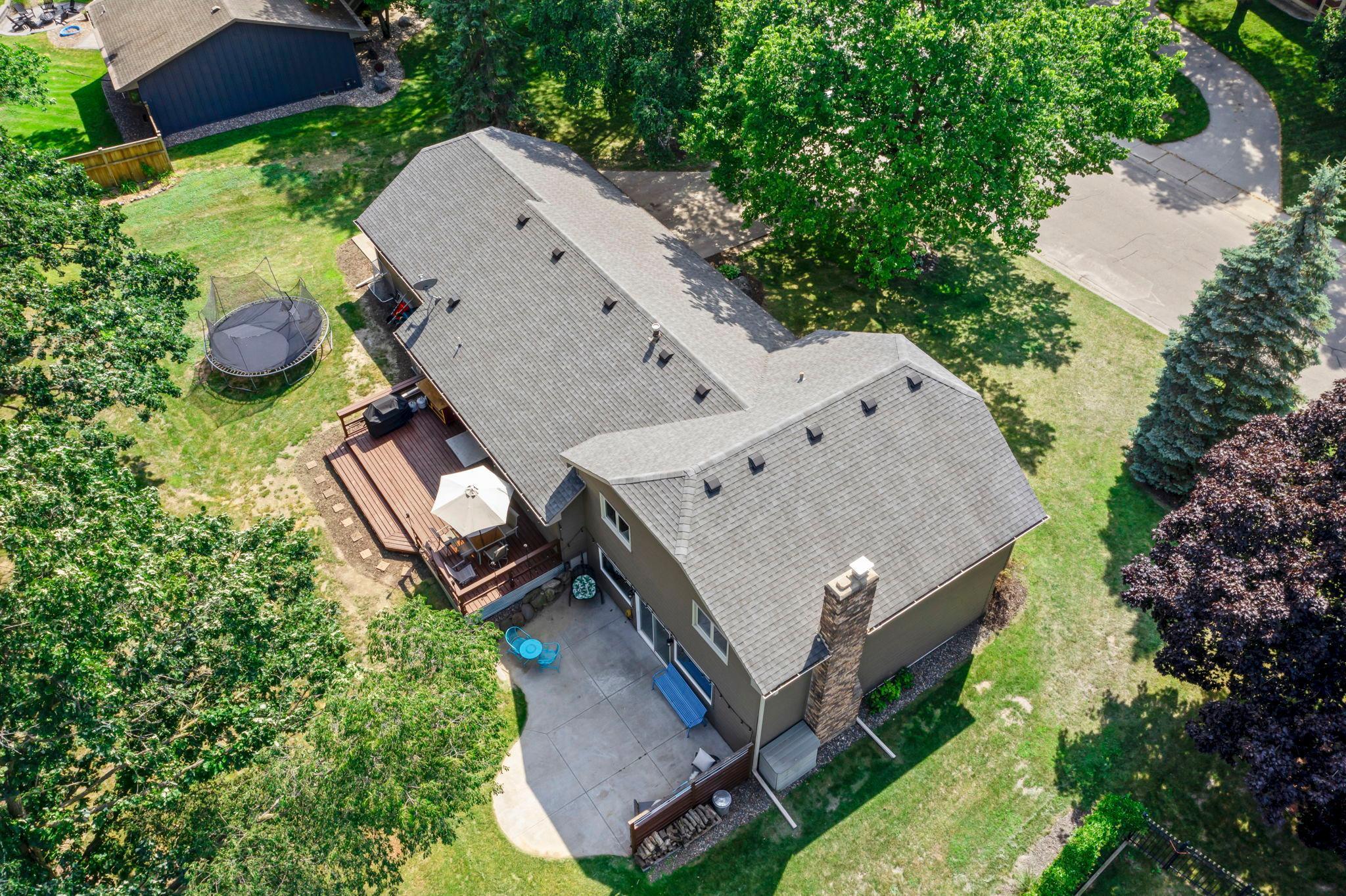 2680 Holly Lane N