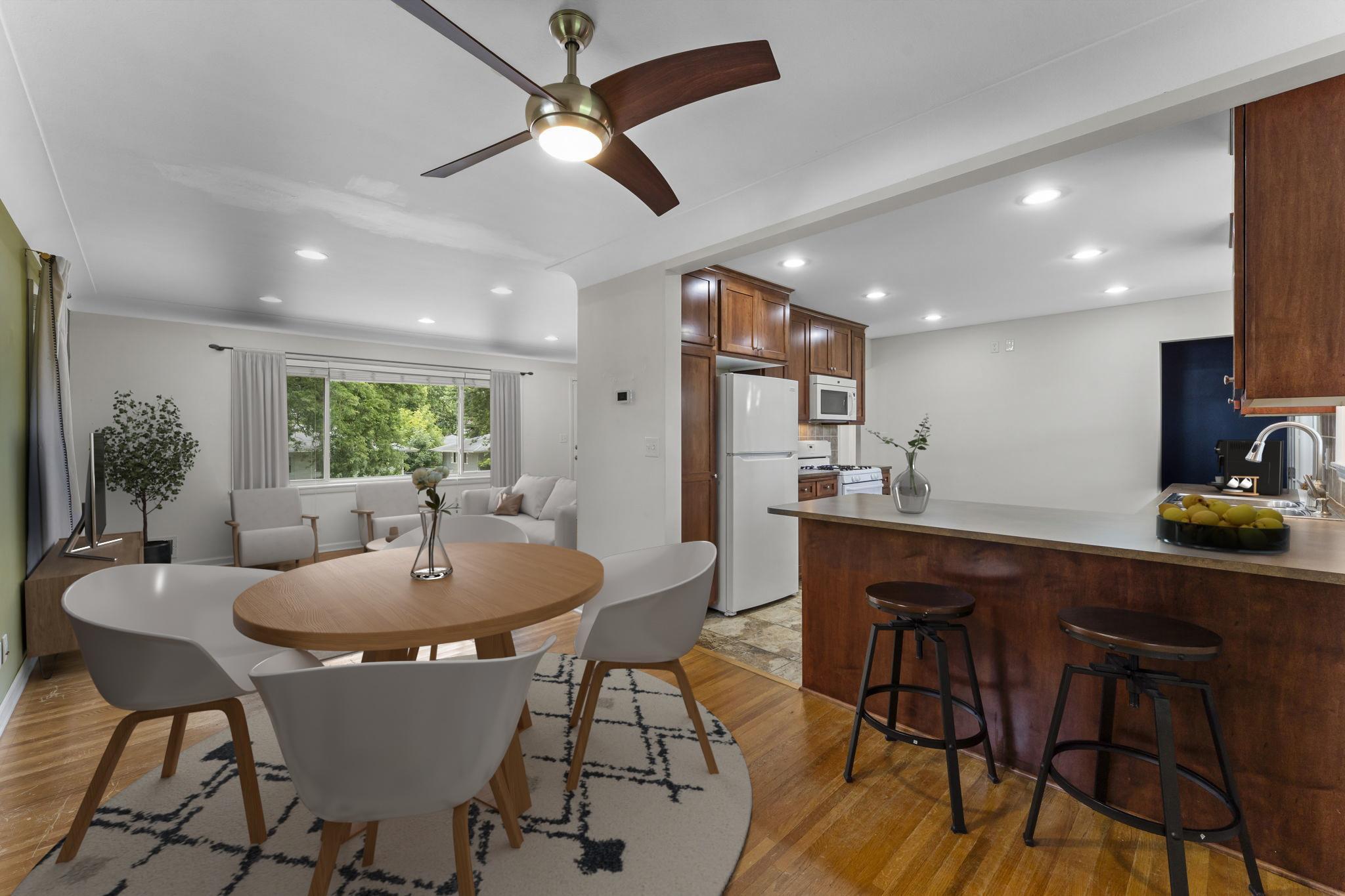 4324 Royce Street NE