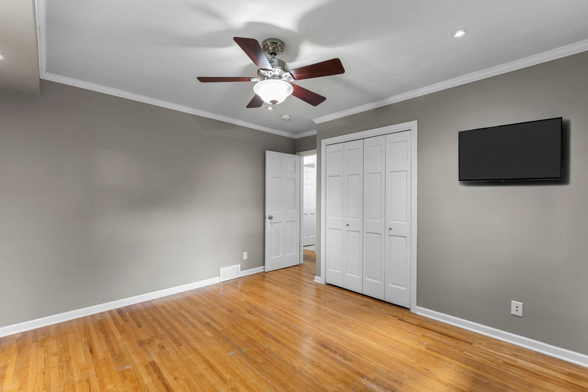 4324 Royce Street NE