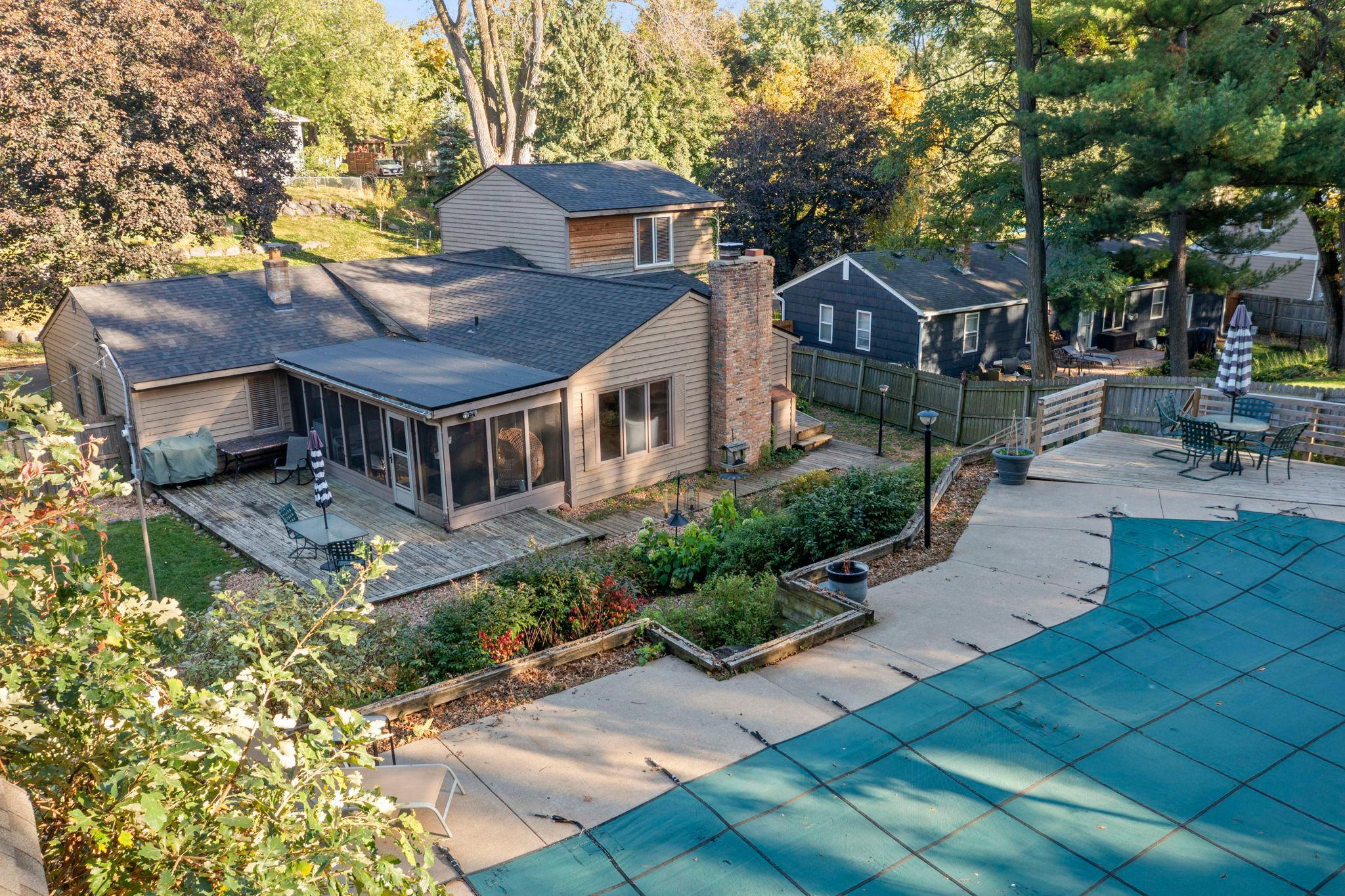 4848 Arlington Drive