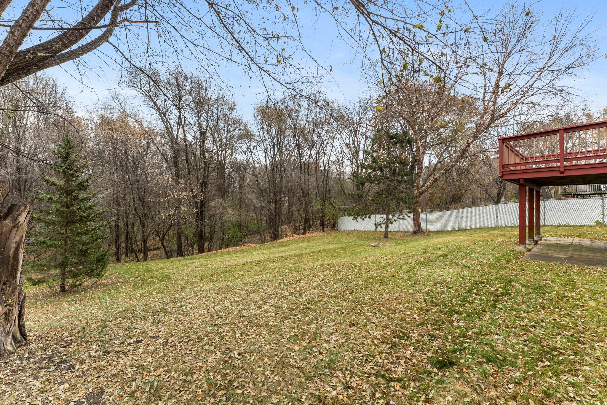 633 Sand Creek Drive NW