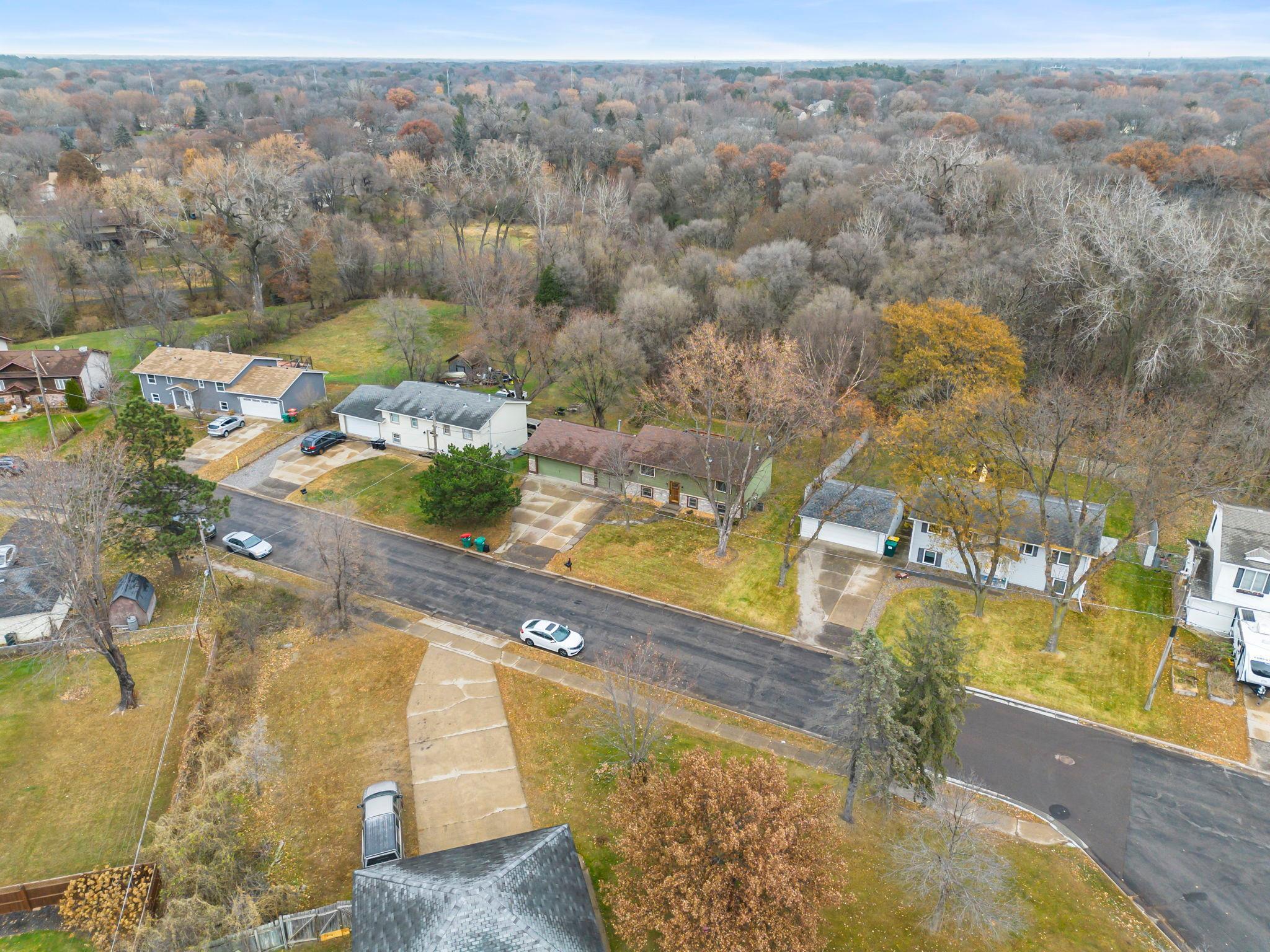 633 Sand Creek Drive NW