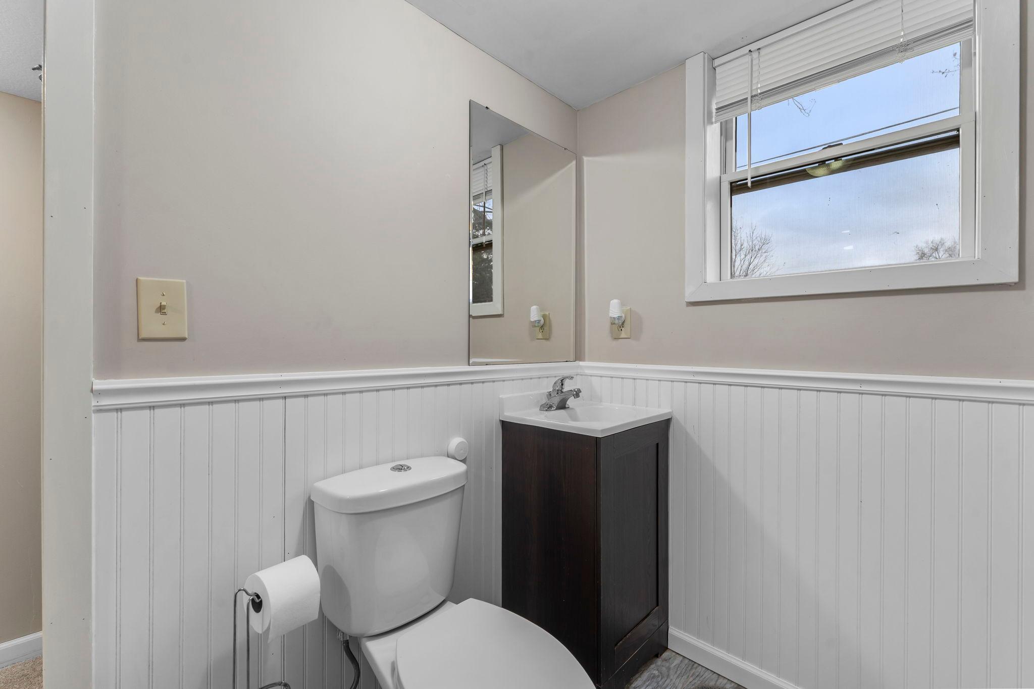 633 Sand Creek Drive NW