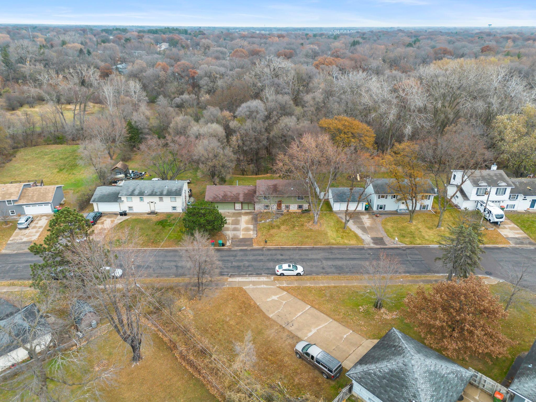 633 Sand Creek Drive NW