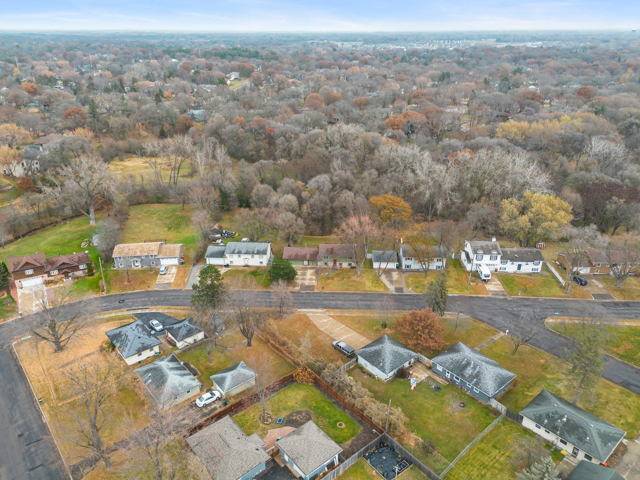 633 Sand Creek Drive NW