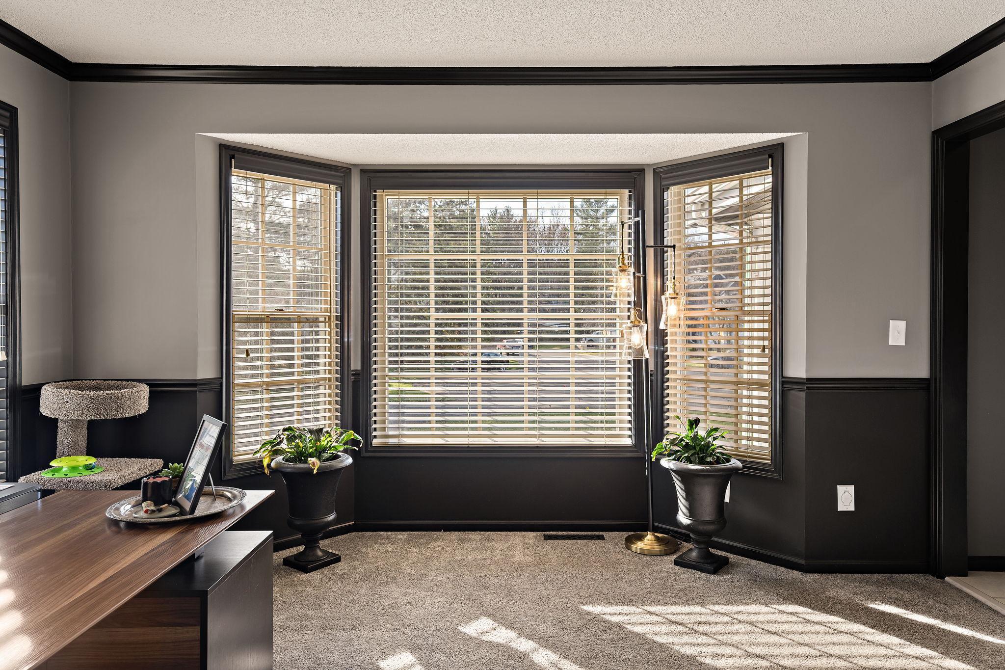 1746 Interlachen Bay