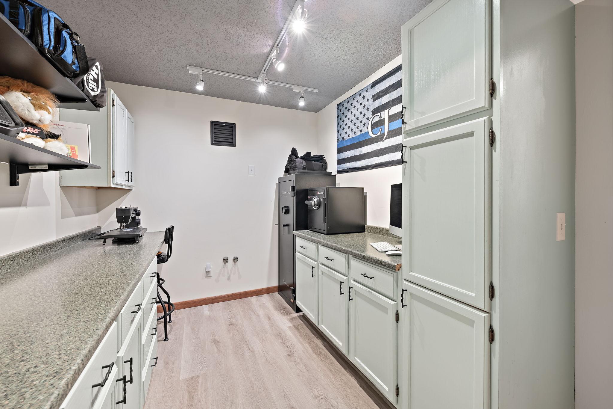 1746 Interlachen Bay