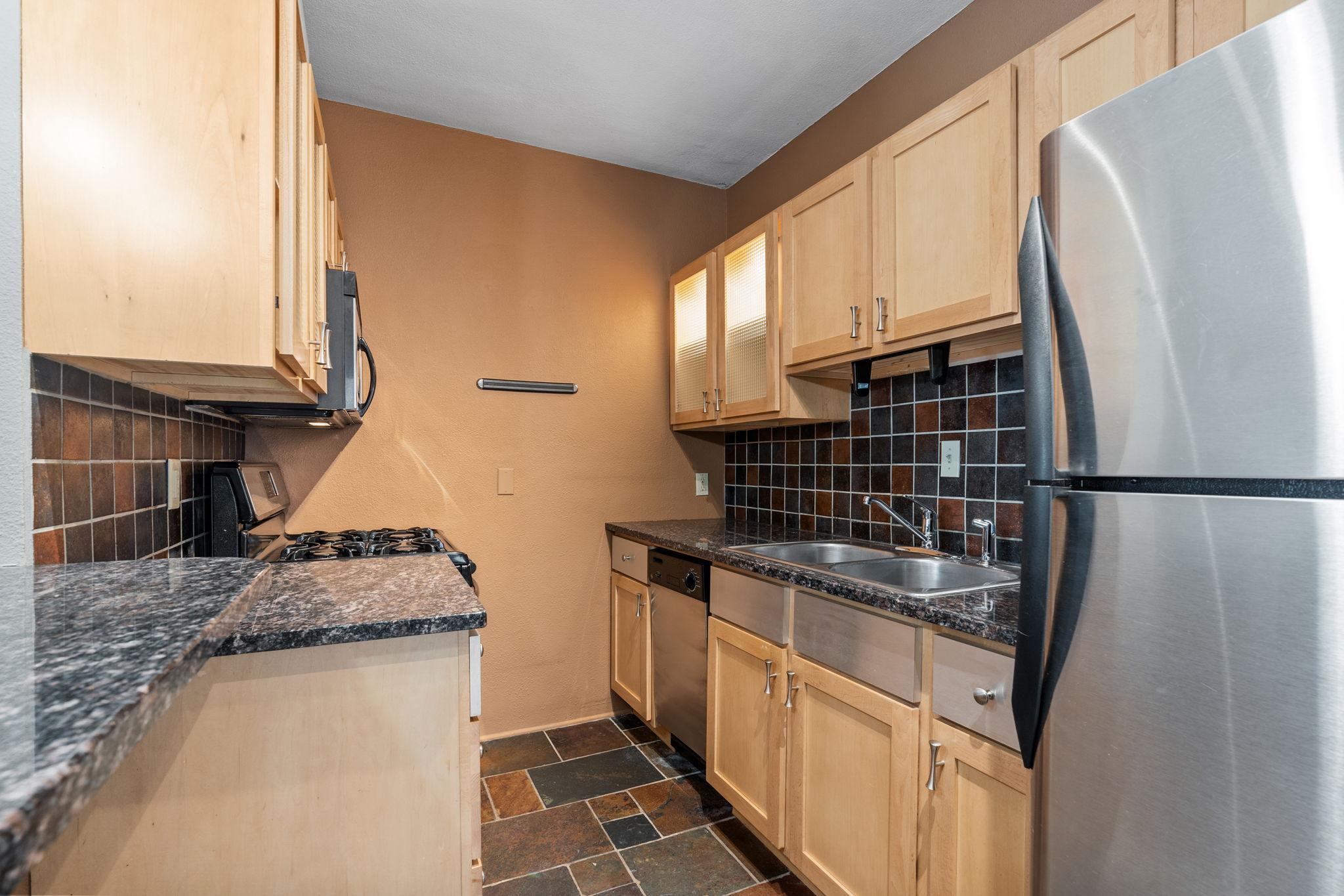 1820 1st Avenue S Unit: 102