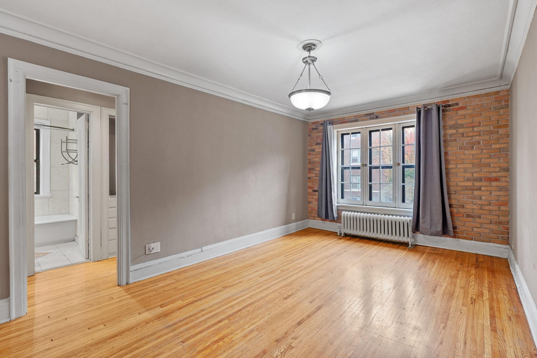 1820 1st Avenue S Unit: 102