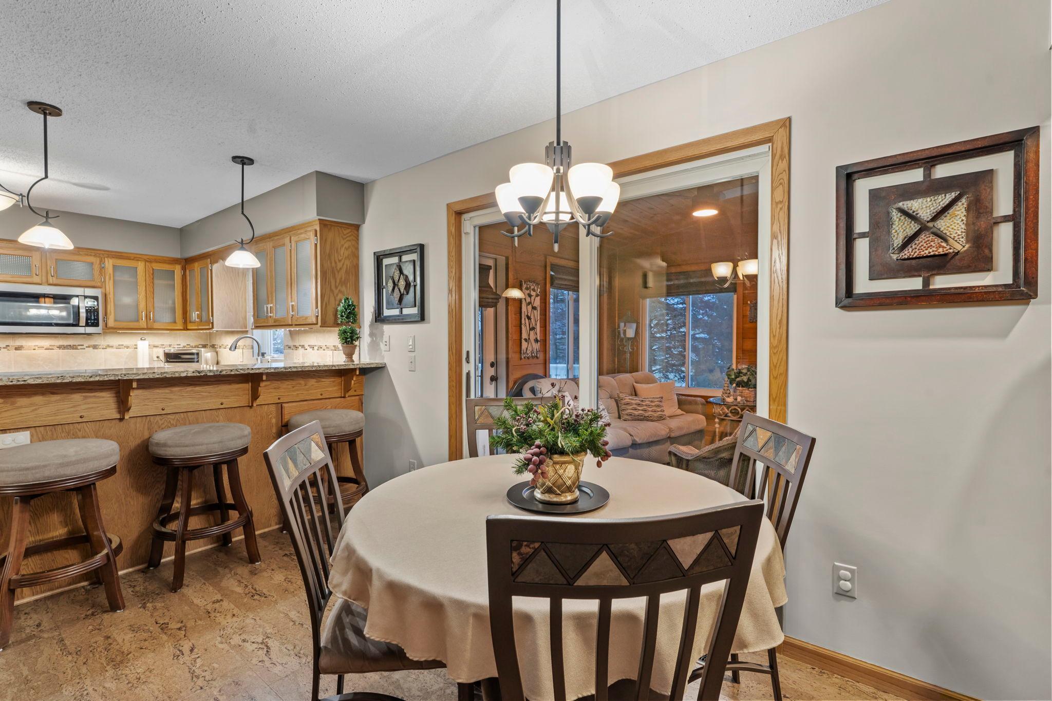 4890 Cottonwood Lane N