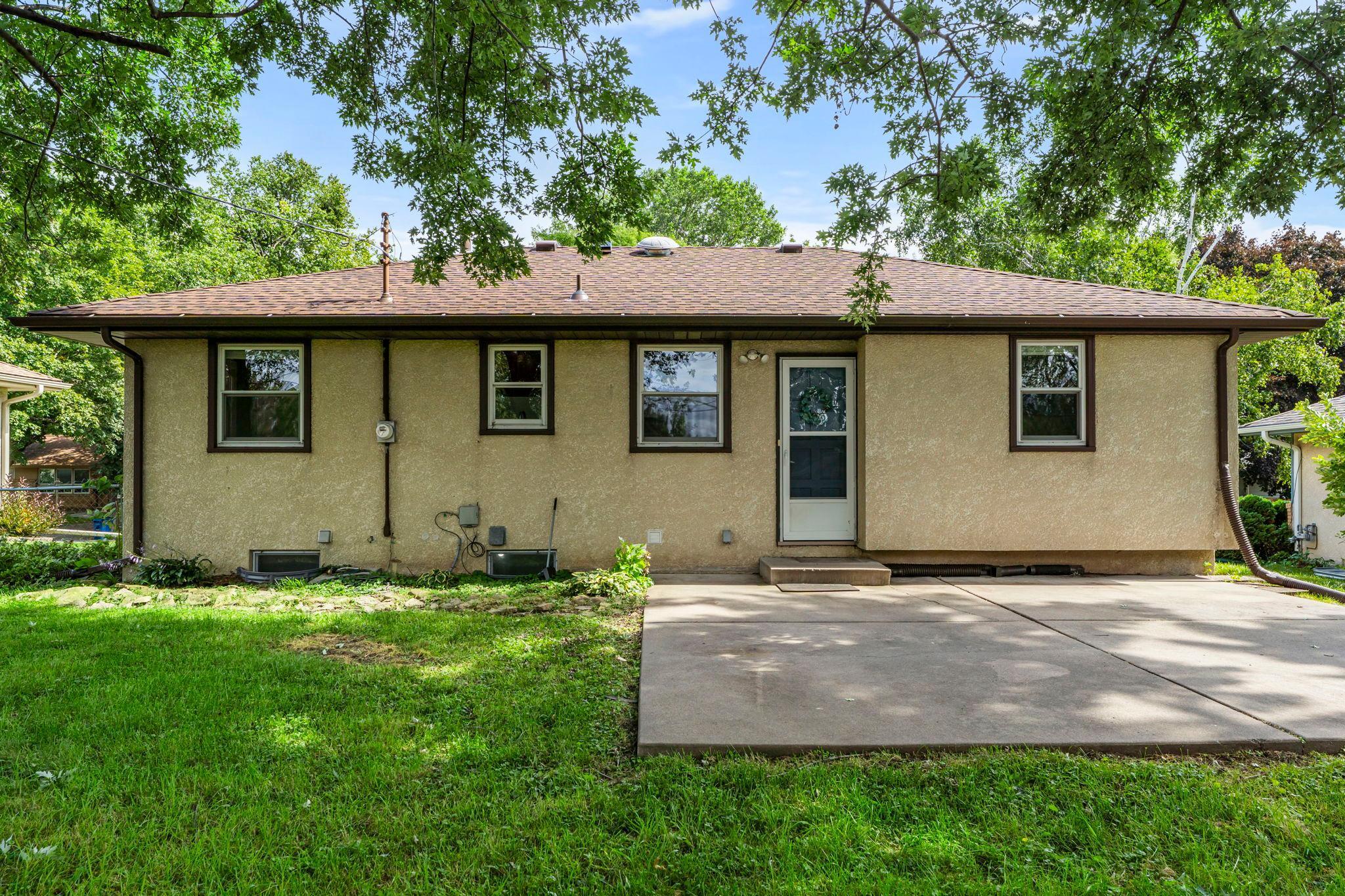 4324 Royce Street NE