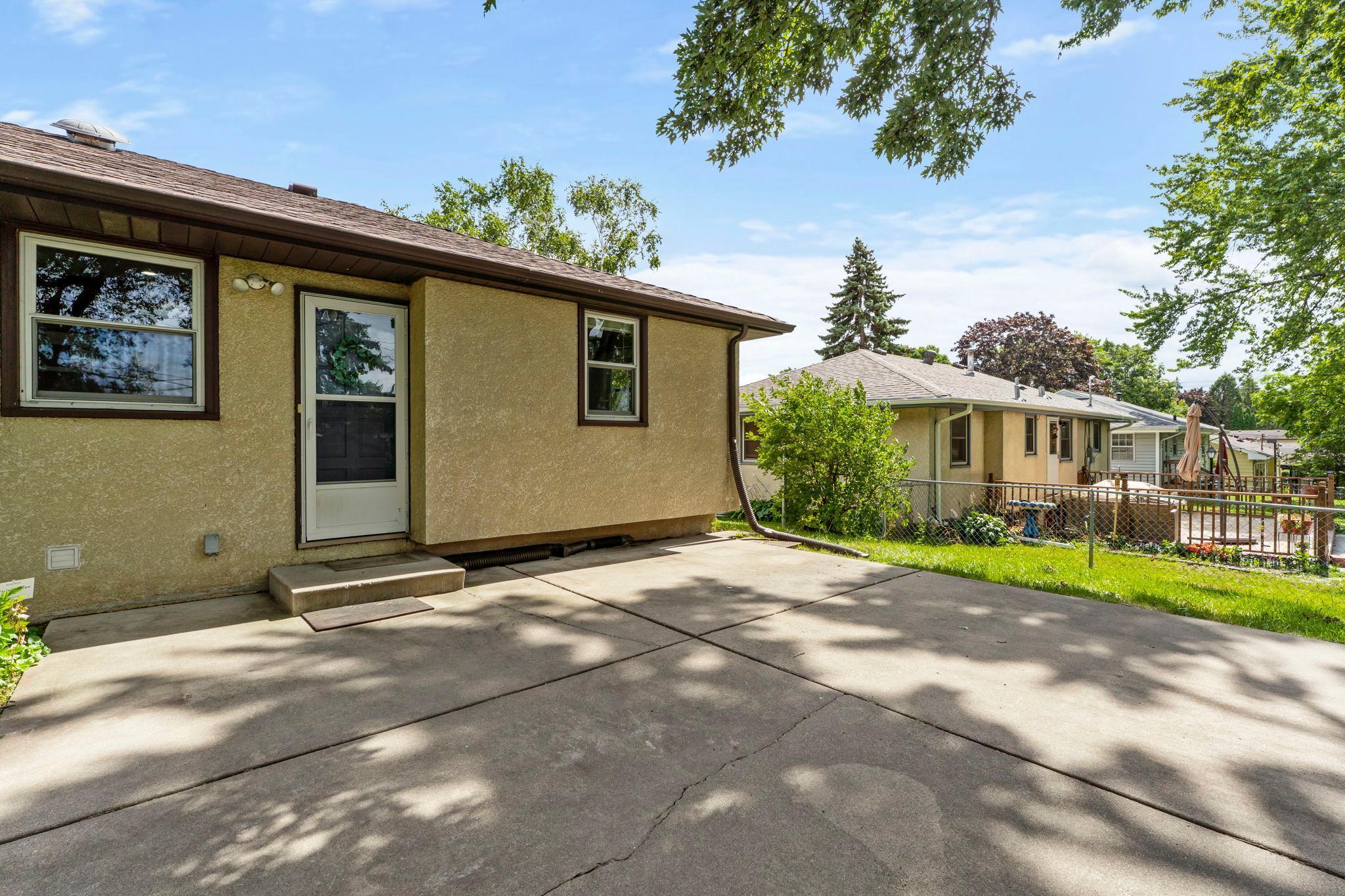 4324 Royce Street NE