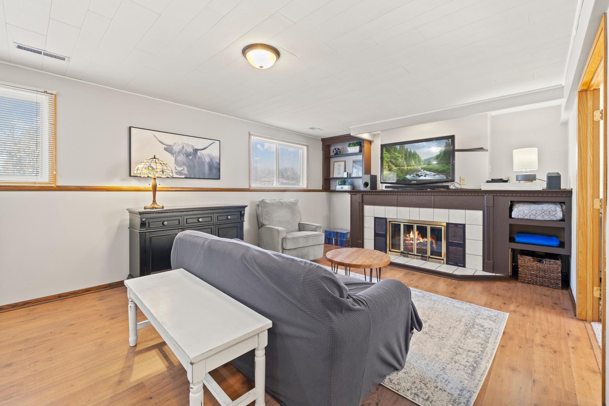 13713 James Avenue S