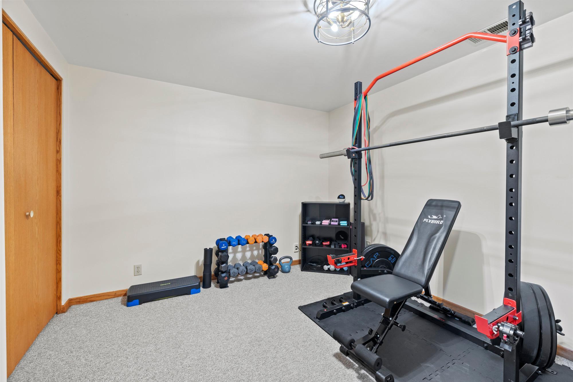 13713 James Avenue S