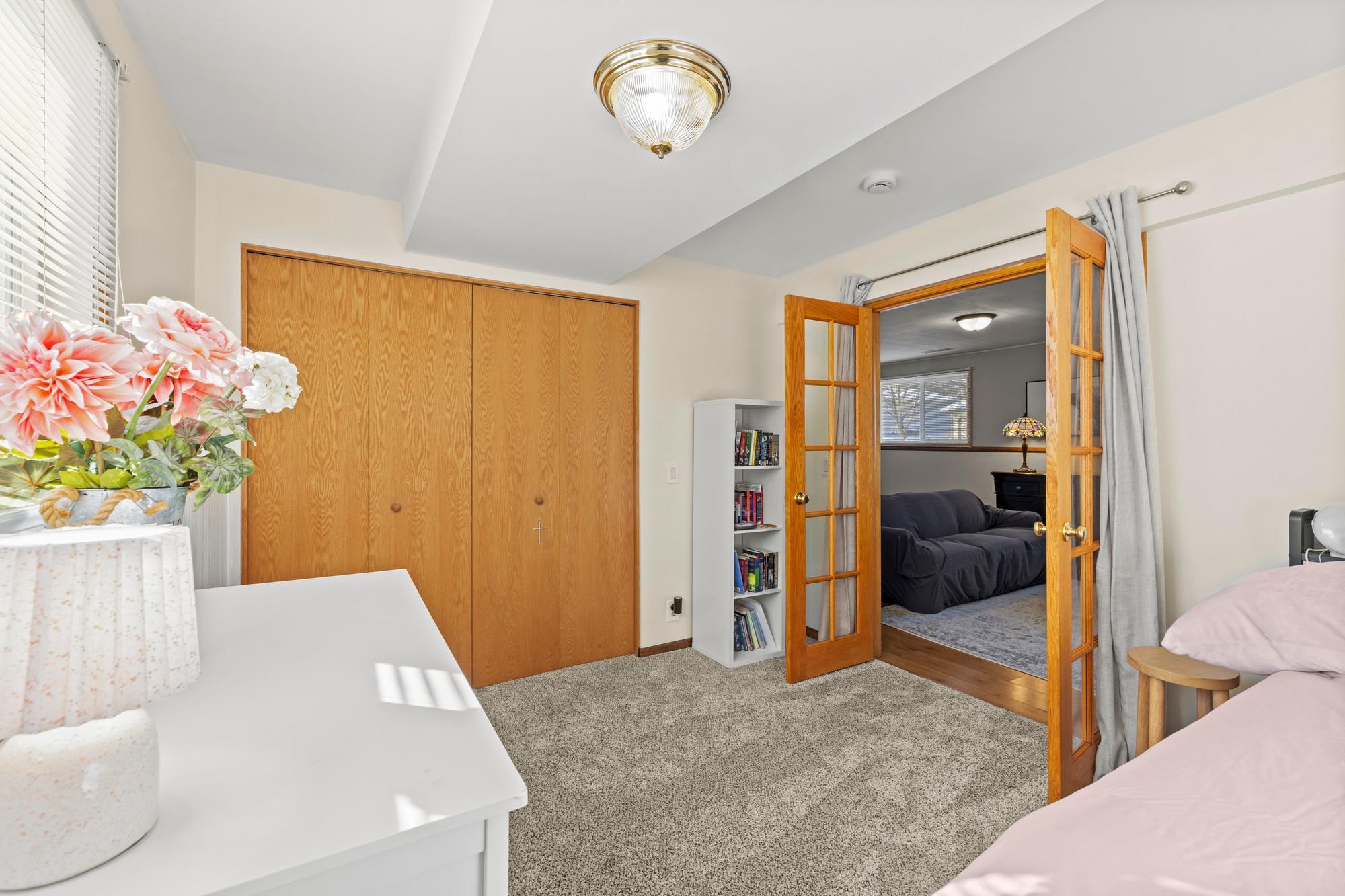 13713 James Avenue S