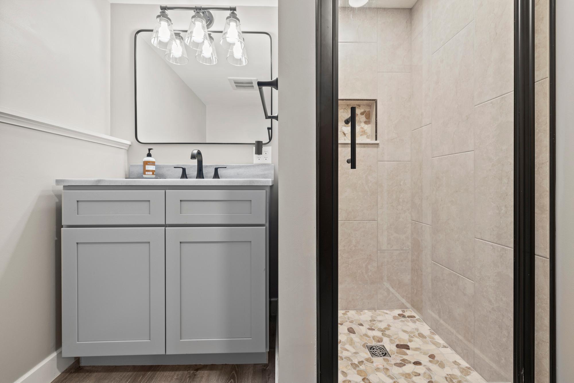 13713 James Avenue S