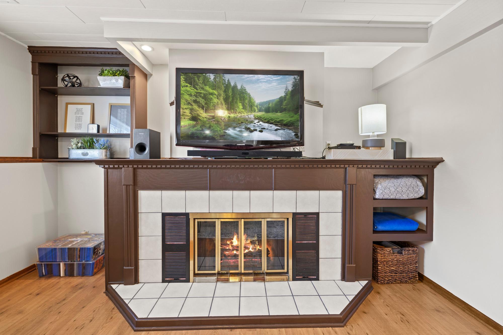 13713 James Avenue S