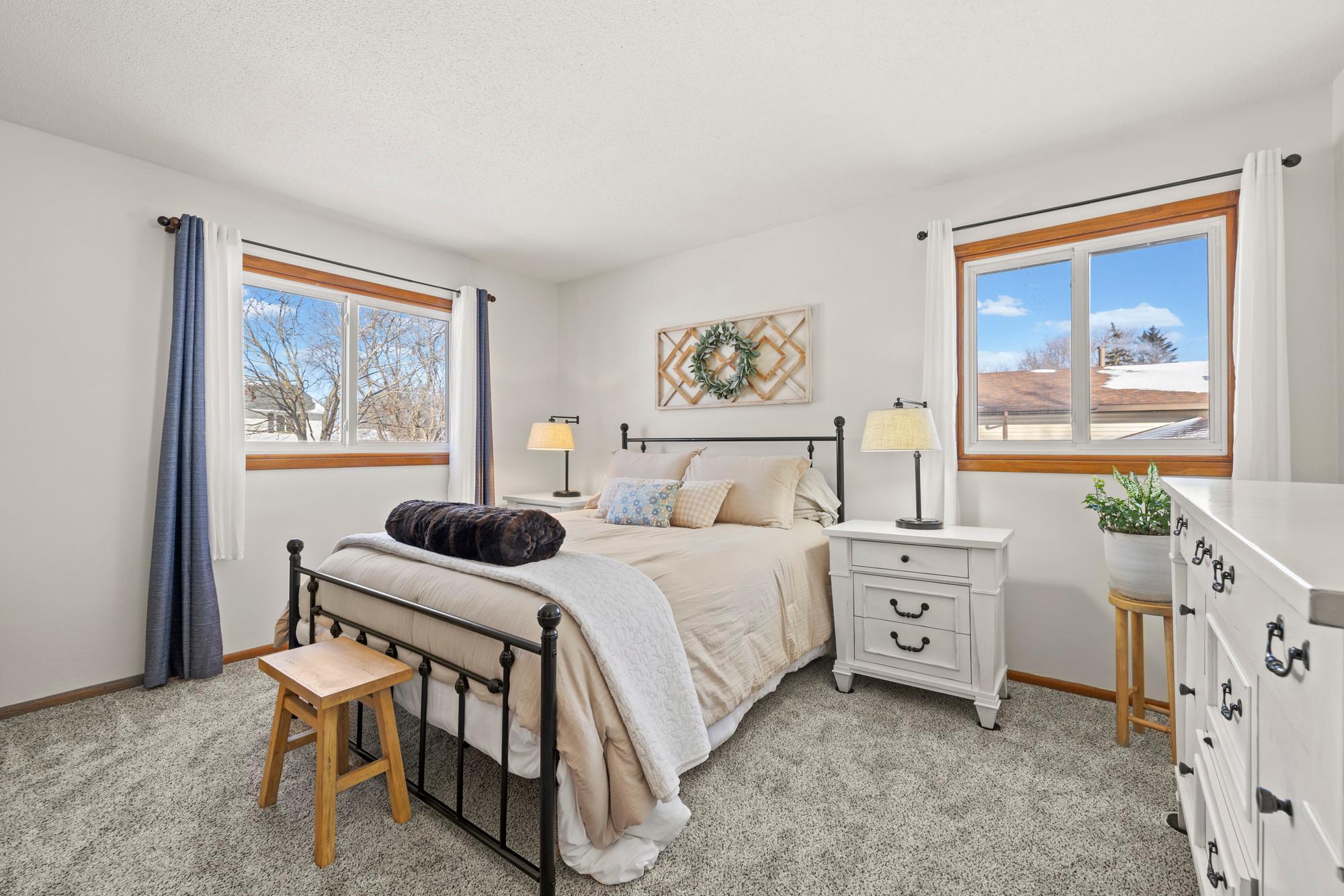 13713 James Avenue S