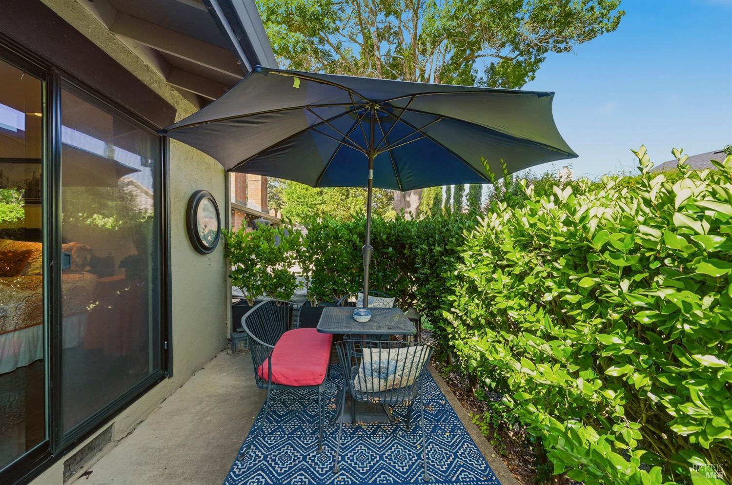 204 Vista Court