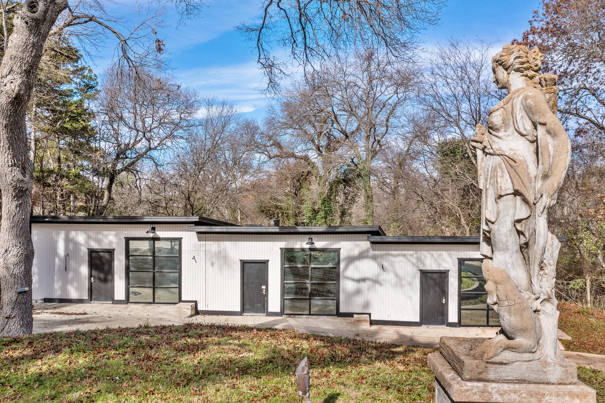 5656 Cedar Ridge Drive