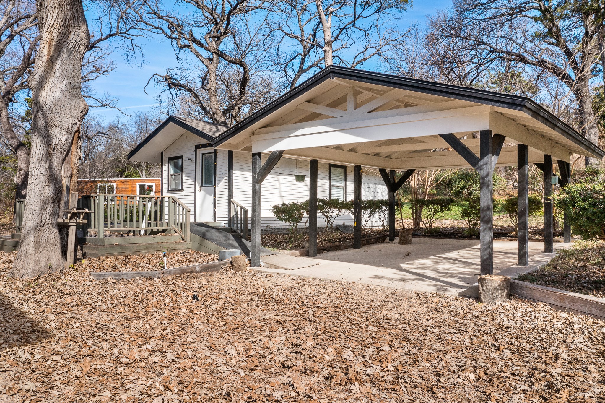 5656 Cedar Ridge Drive